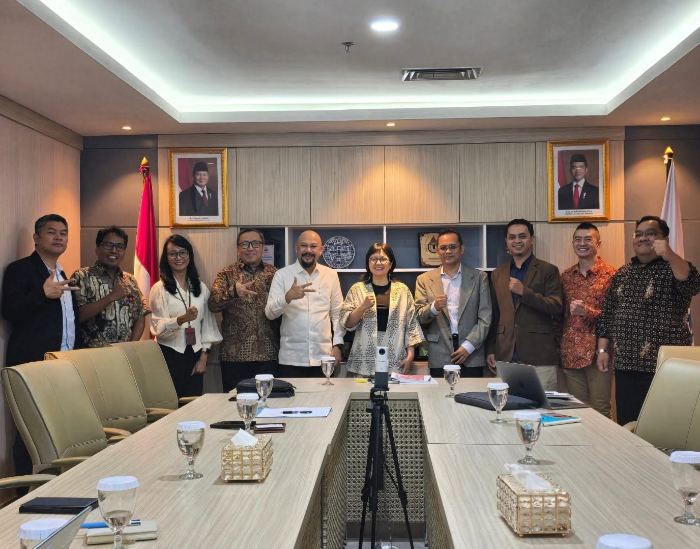 We had a productive meeting yesterday afternoon with Vice Minister Mrs. @prof.stellachristie from the @kemdiktisaintek.ri,  as well as Director General of Science and Technology, Mr. @najib.burhani and Mr. Suryo the Cooperation and Public Relations e