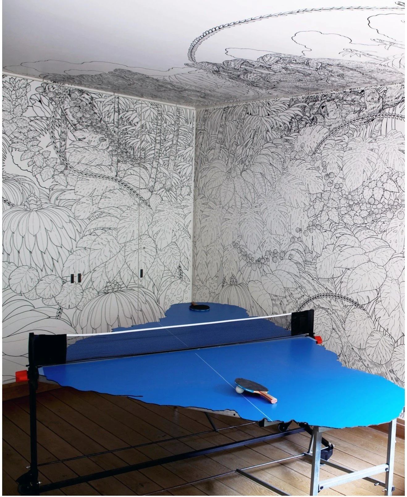 Monstroplantes, 2010 | Réalisé in situ, marqueur noir | Collection privée, Paris.