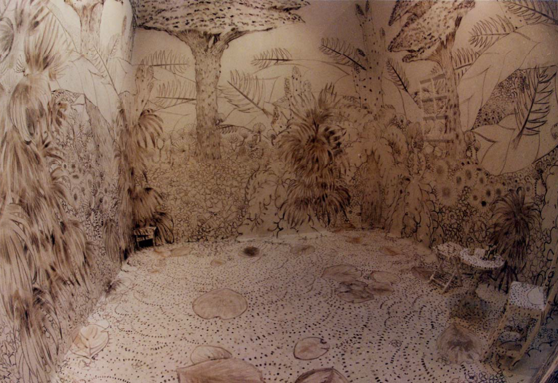Ma chambre | Fusains et encre de chine, 5 x 5 m | Exposition « Dessins du 17ème siècle » | ENSBA, Paris, 2000.