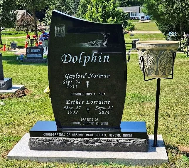 Jet Black Granite Flame Shaped Monument with Etched Designs