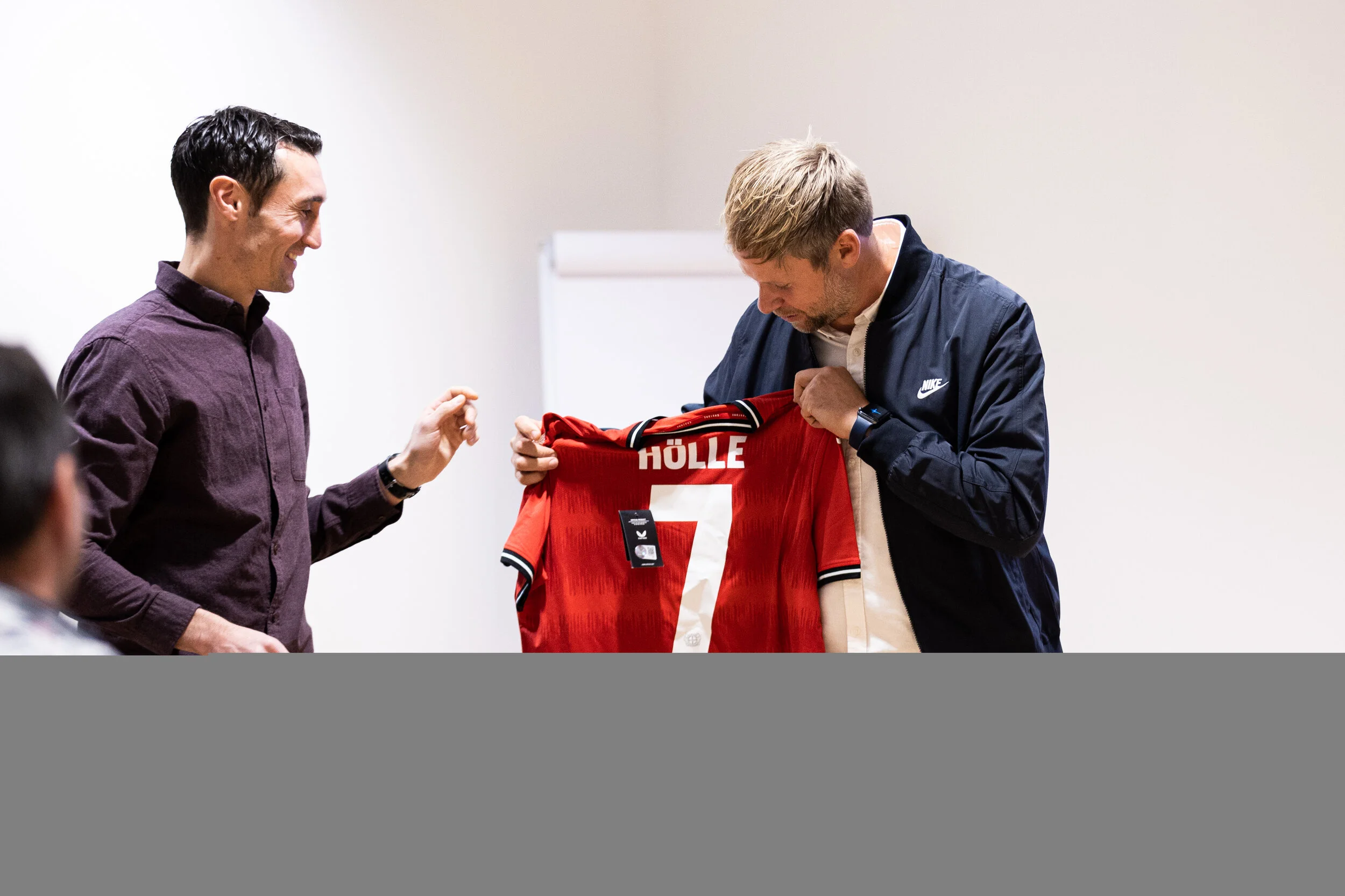 "Trikotübergabe" Mirco Casper Bayer 04 Leverkusen