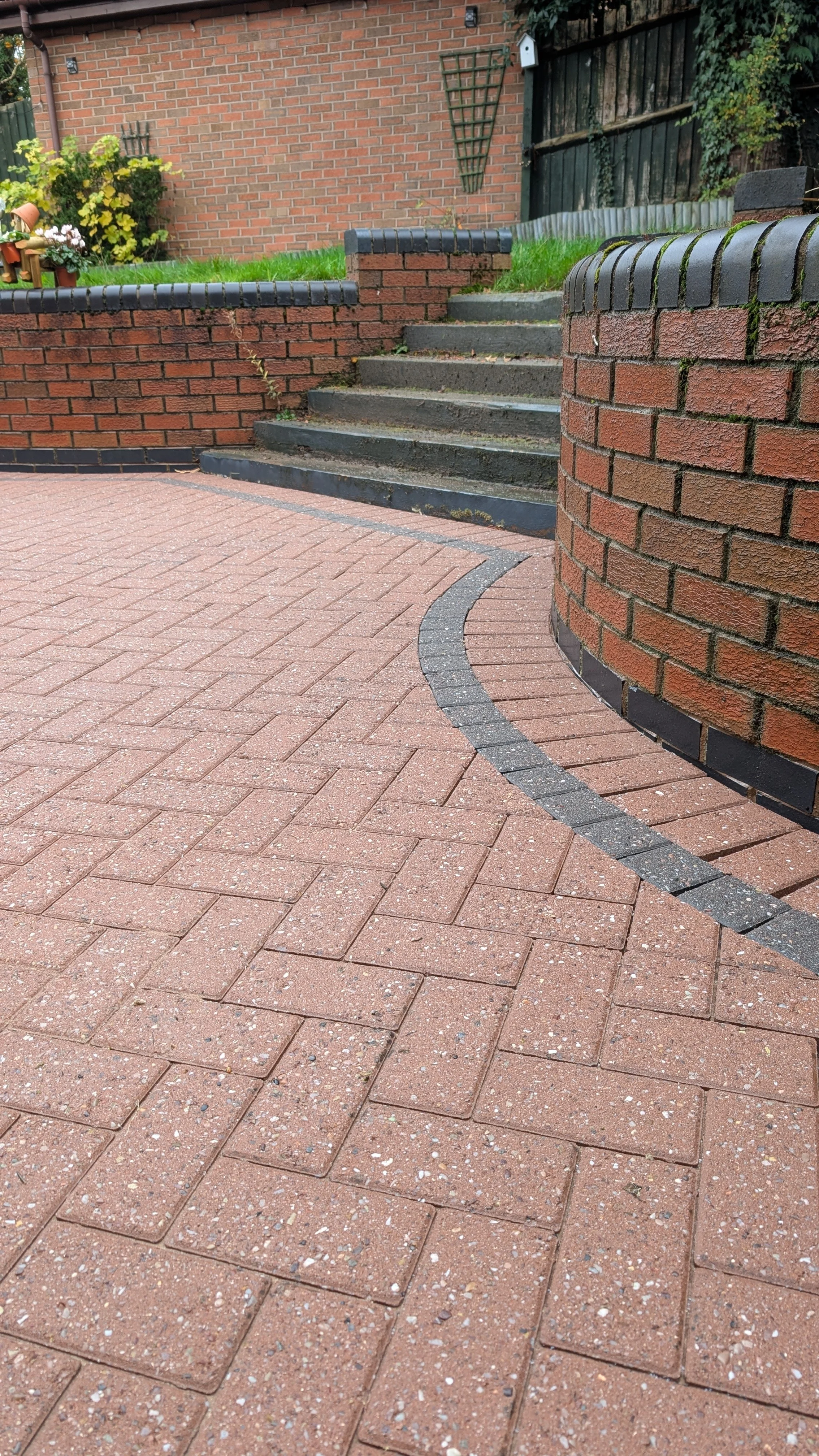 Block paving driveway cleaning removing weeds and dirt