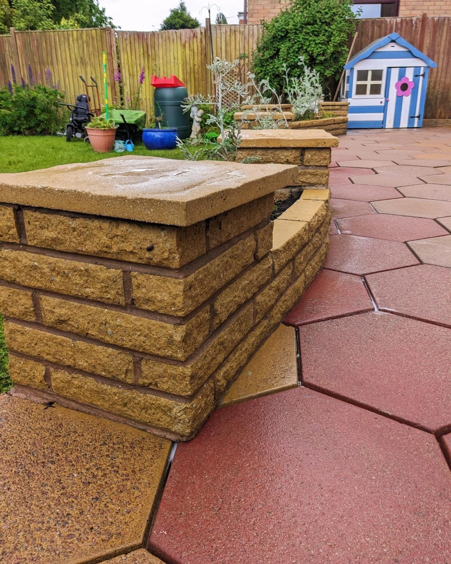 Exterior brick wall cleaned using professional equipment