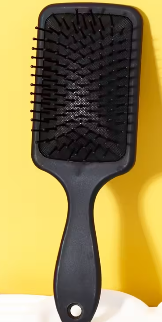 Brosse à cheveux plastique