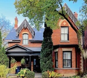 2025 - 231 Seaton St