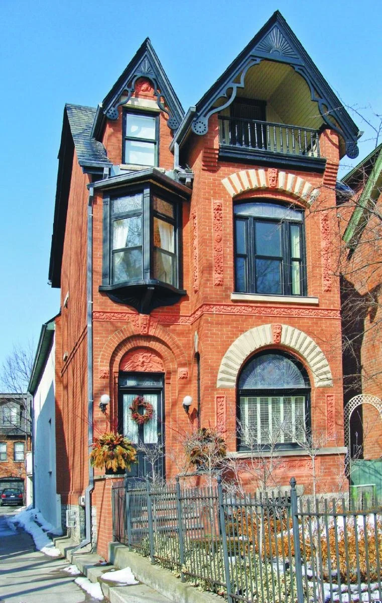 2008 - 314 Wellesley St E