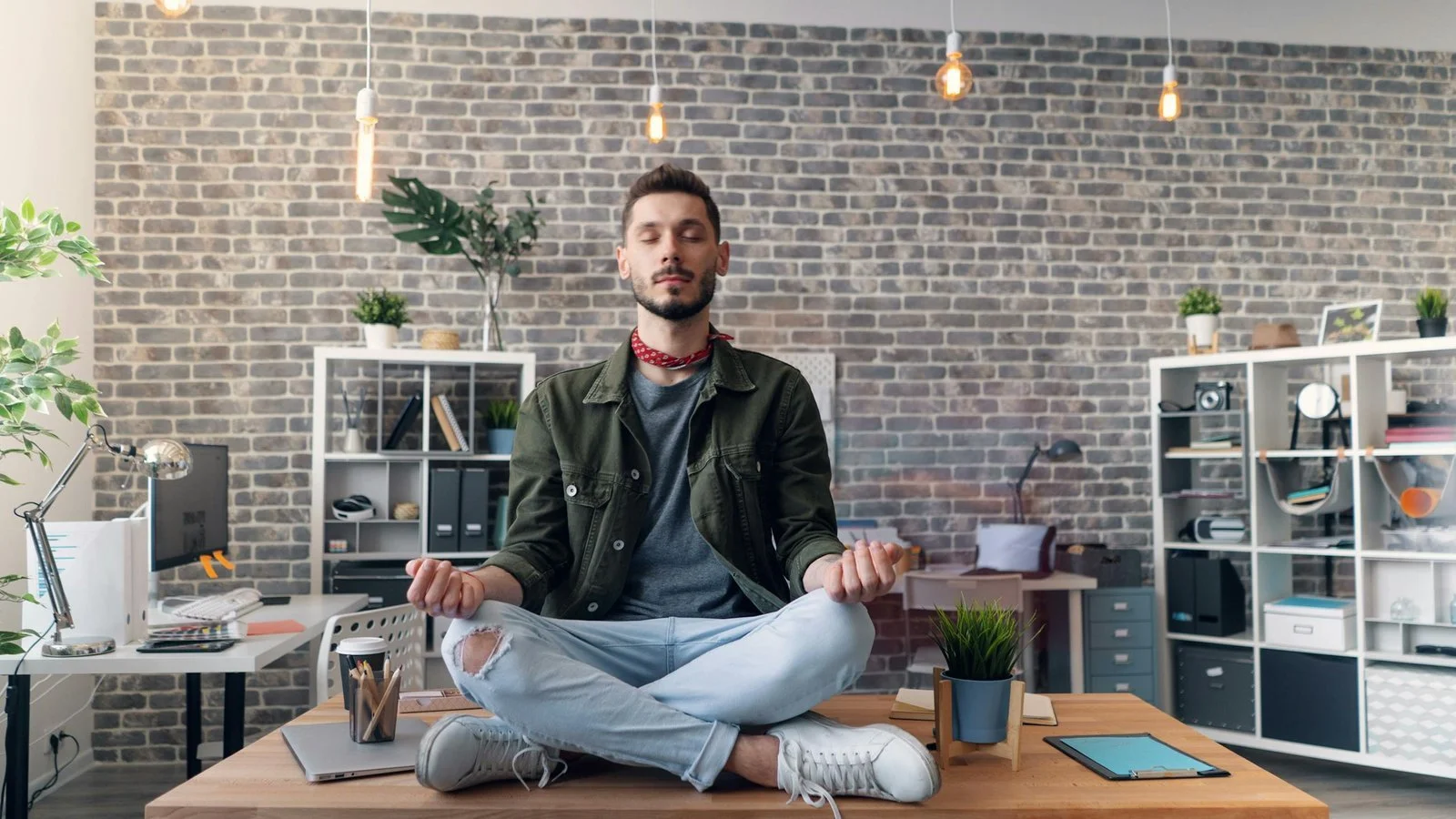 7 Mindfulness Hacks to Stop Stress Before It Starts