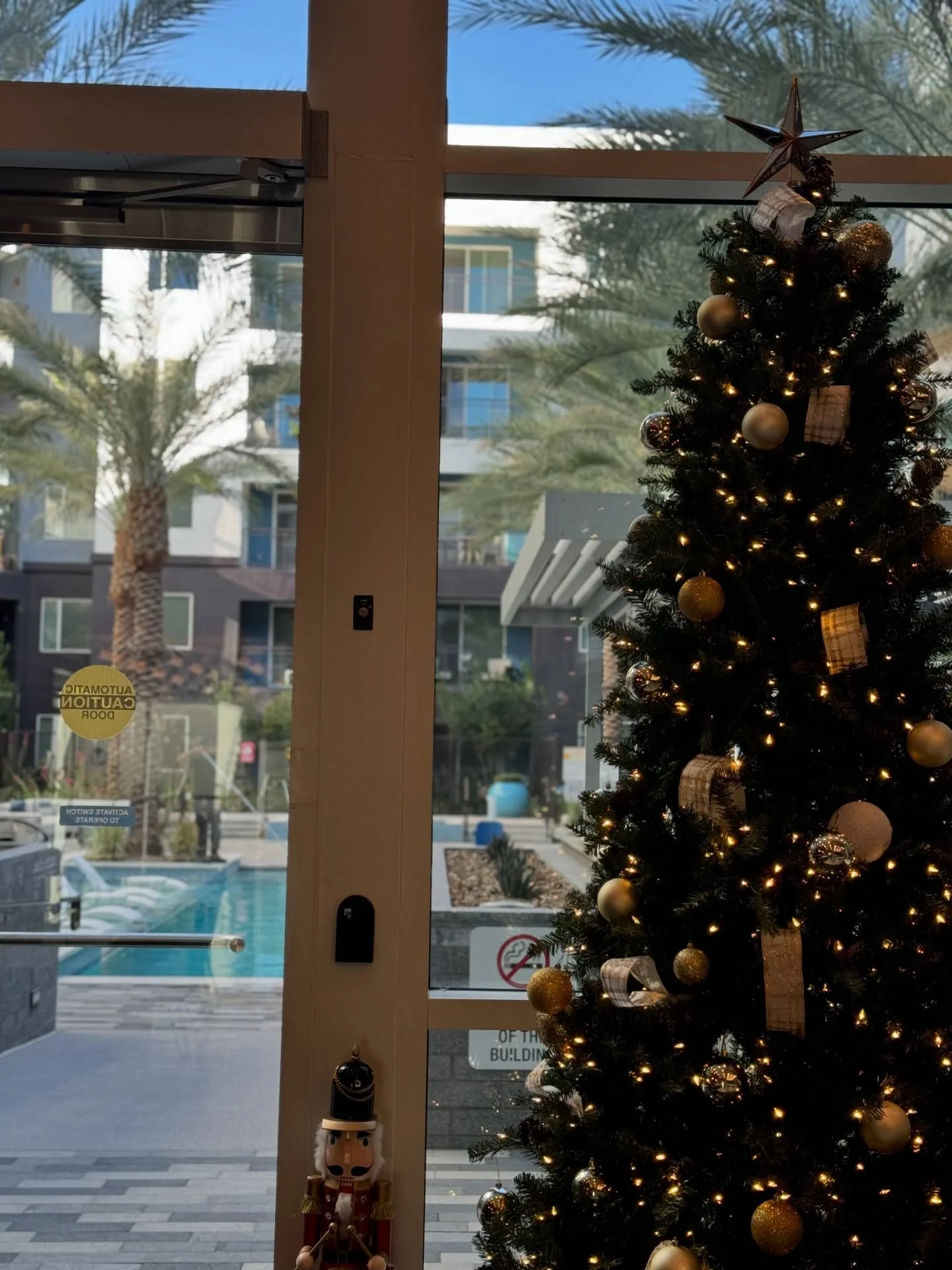 A few things I am grateful for this time of year ❤️🎄 &rarr;

+ being in warm weather (not in the Minnesota or Chicago cold that I grew up in 🥶❄️)

+ analytics 📈 finally showing off my hard work consistently for clients 

+ clients in services that