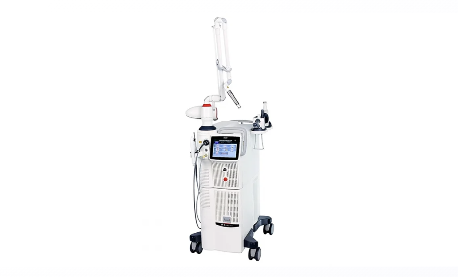 Appareil médical blanc avec un écran tactile et une branche robotique, placé sur un chariot à roulettes.