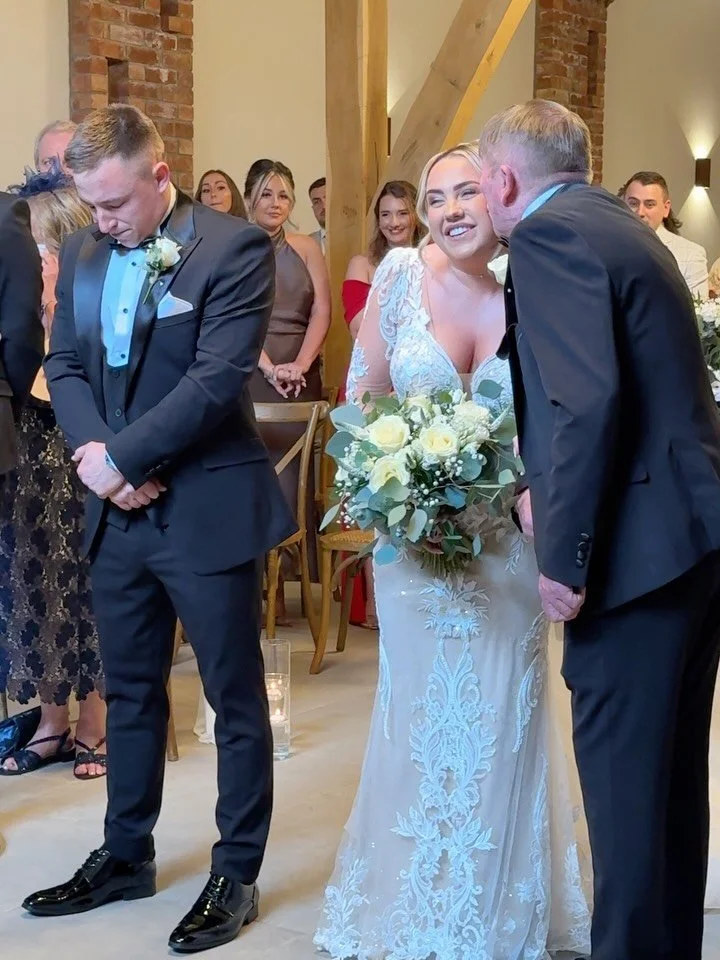 I wanted to share something a little more real today. No trending audio, no perfectly put together cinematic reel, just moments exactly as they happened. 🤳🏼

I love beautiful aesthetics and I always have. The stunning details, the couple portraits,