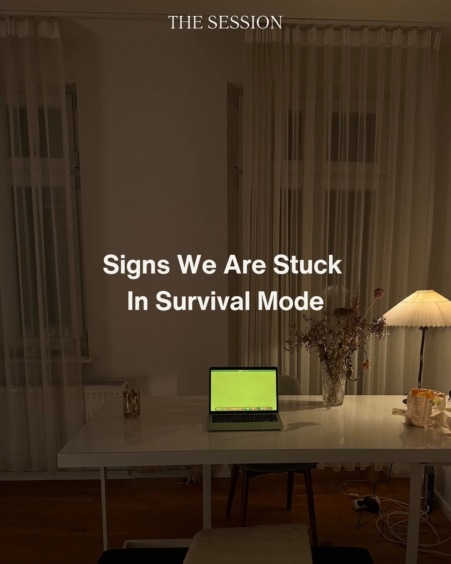 A few signs. These are the last days to sign up to my program The Return. Find all info in the link in bio. 
-
#somaticwork #survivalmode #healingjourney #psychologistsofinstagram #nervoussystem #nervoussystemhealing