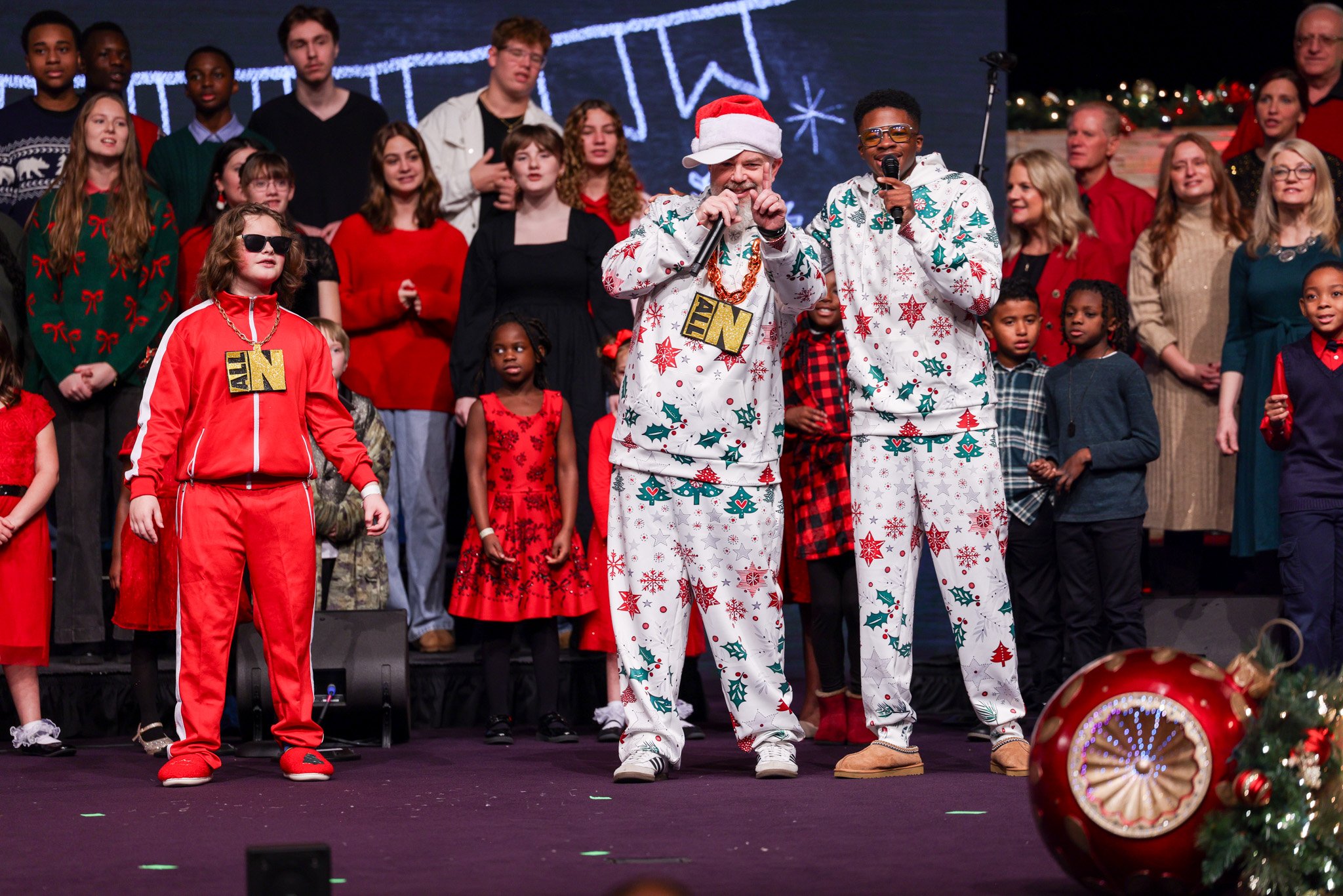 122825 SundayAM-066.jpg