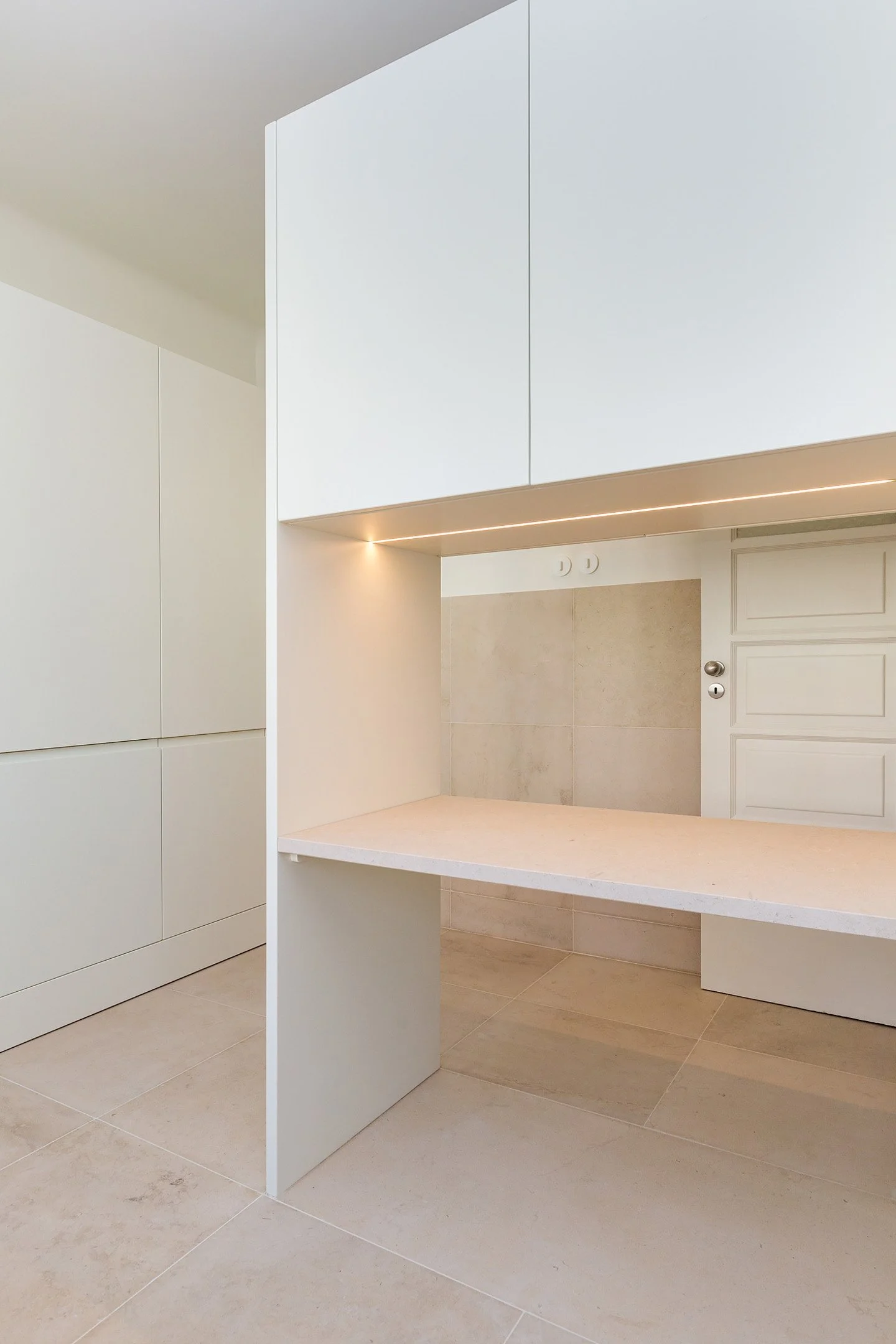 Jaguiar Complete Apartment Rehabilitation Beelt