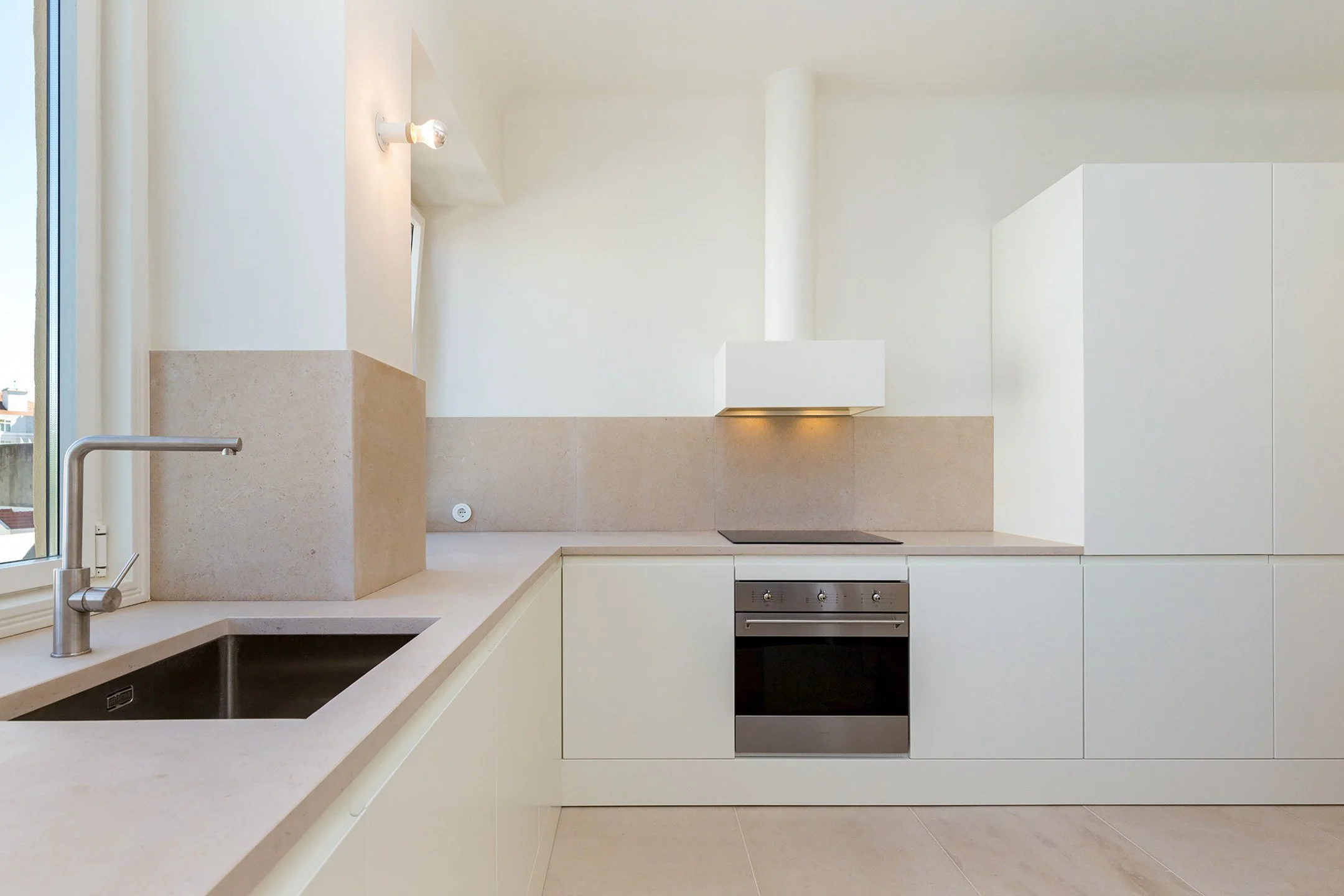 Jaguiar Complete Apartment Rehabilitation Beelt