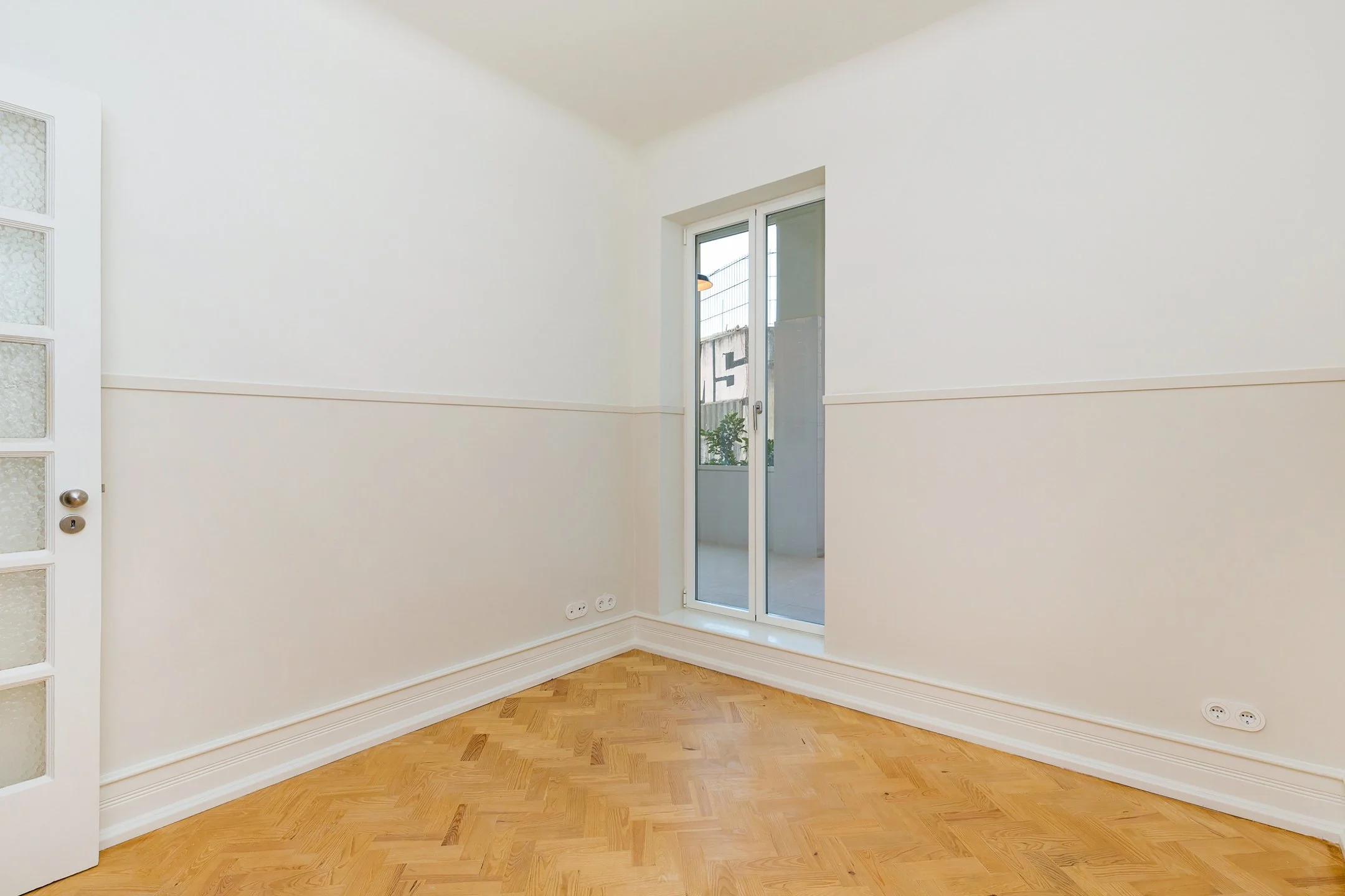 Jaguiar Complete Apartment Rehabilitation Beelt