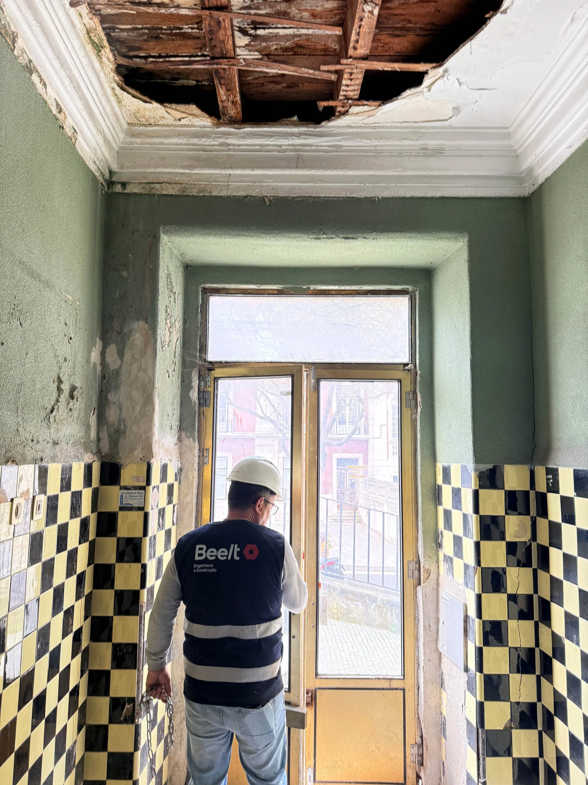 Paço da Rainha Reabilitação Reconstrução Edifício Beelt