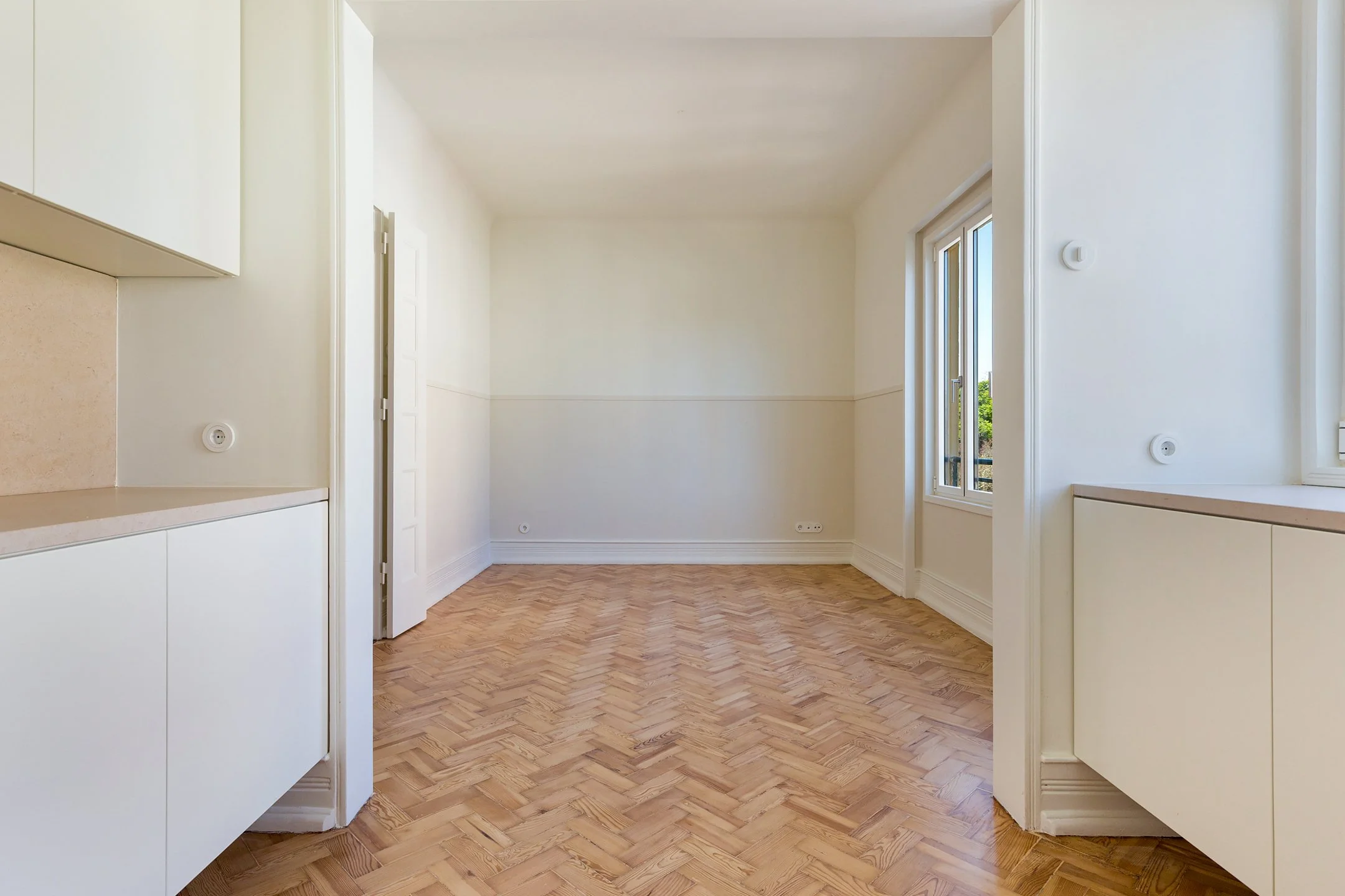 Jaguiar Complete Apartment Rehabilitation Beelt