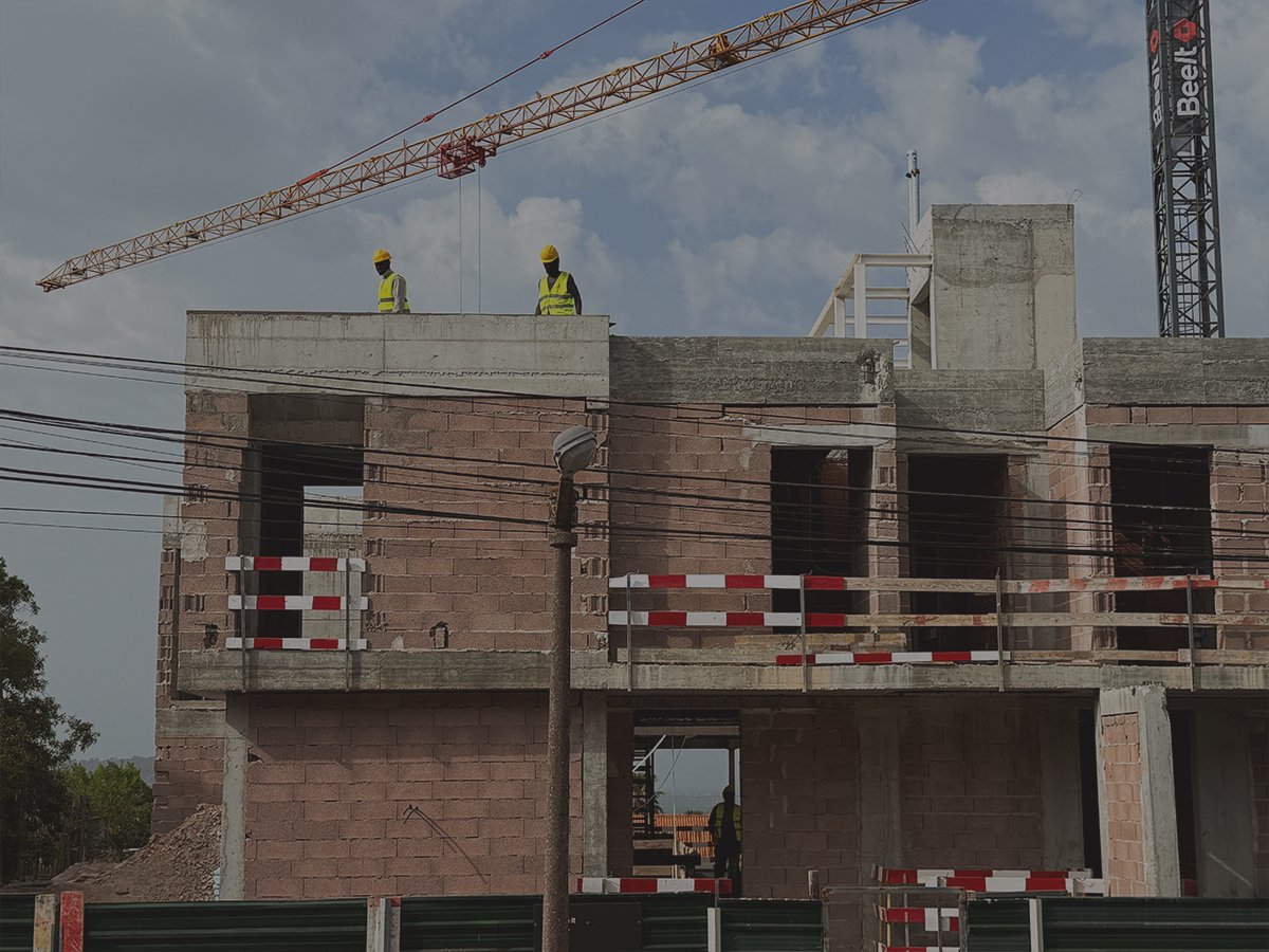  
 Belém 
 House construction 
   State: Under Construction, Typology: Construction 