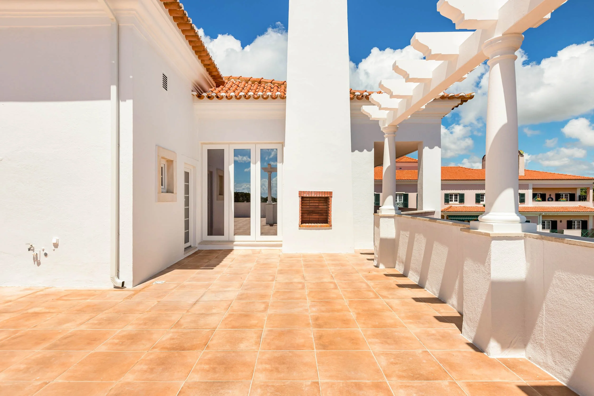  
 Beloura 
 Reabilitação apartamento 
  Estado: Concluído, Tipologia: Reabilitação 