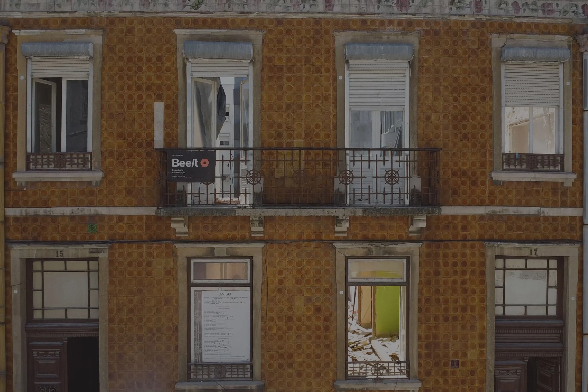  
 Casa Amarela 
 Reabilitação integral e ampliação edifício 
   Estado: Em construção, Tipologia: Reabilitação 