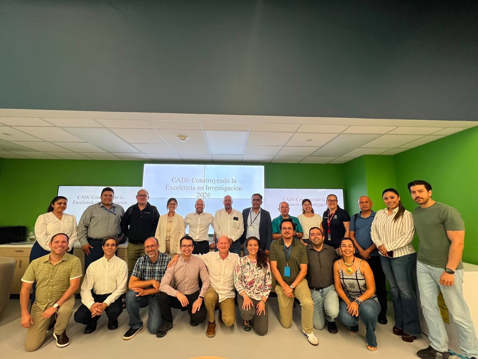 Prof. Hidalgo participates as an instructor at the CADi: Building Research Excellence at TEC de Monterrey, Mexico