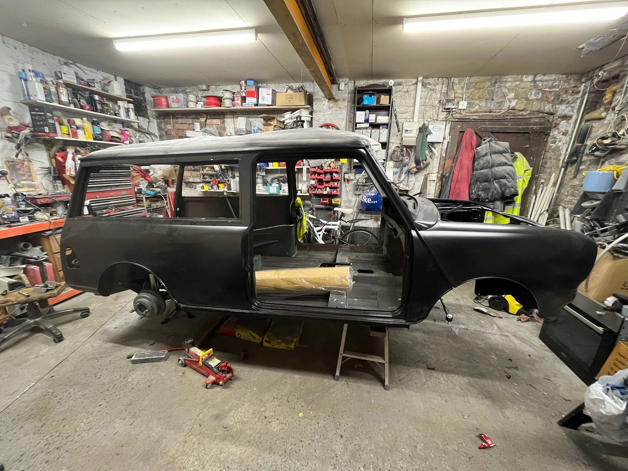 classic-mini-hearse-restoration-43.JPG