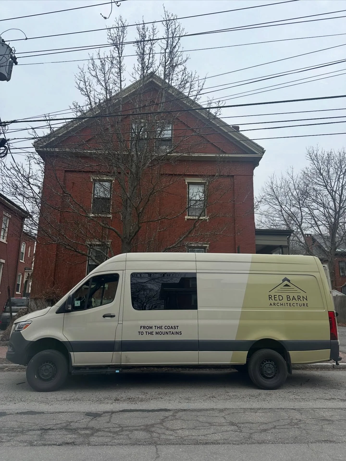 The Red Barn van made its way to Portland, Maine &mdash; where brick streets and historic buildings never fail to spark a little design inspiration.
#redbarnarchitecture #portlandmaine #newenglandarchitecture #architectsontheroad #designinspiration #