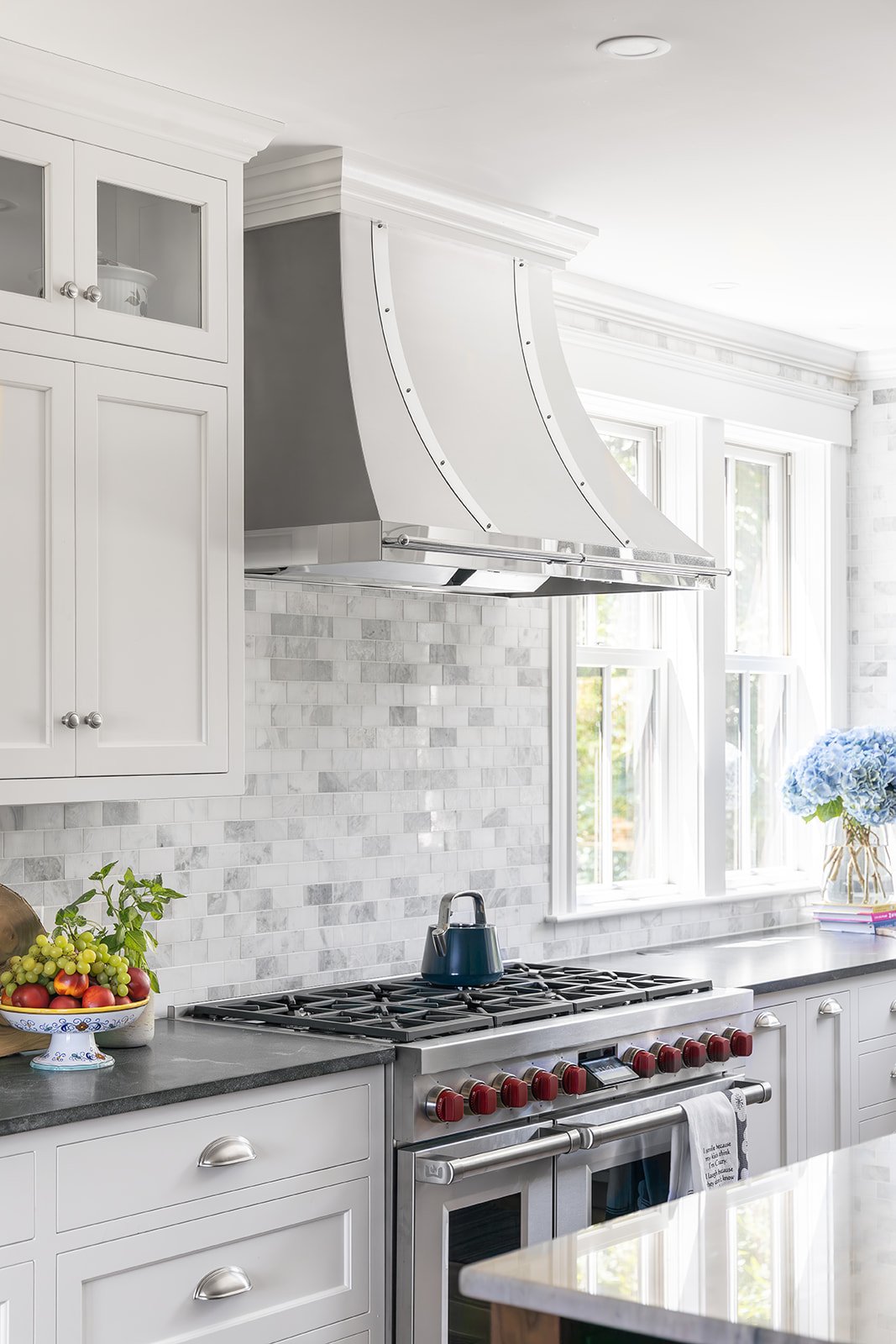 Red Barn Architecture Victorian Farmhouse Kitchen 