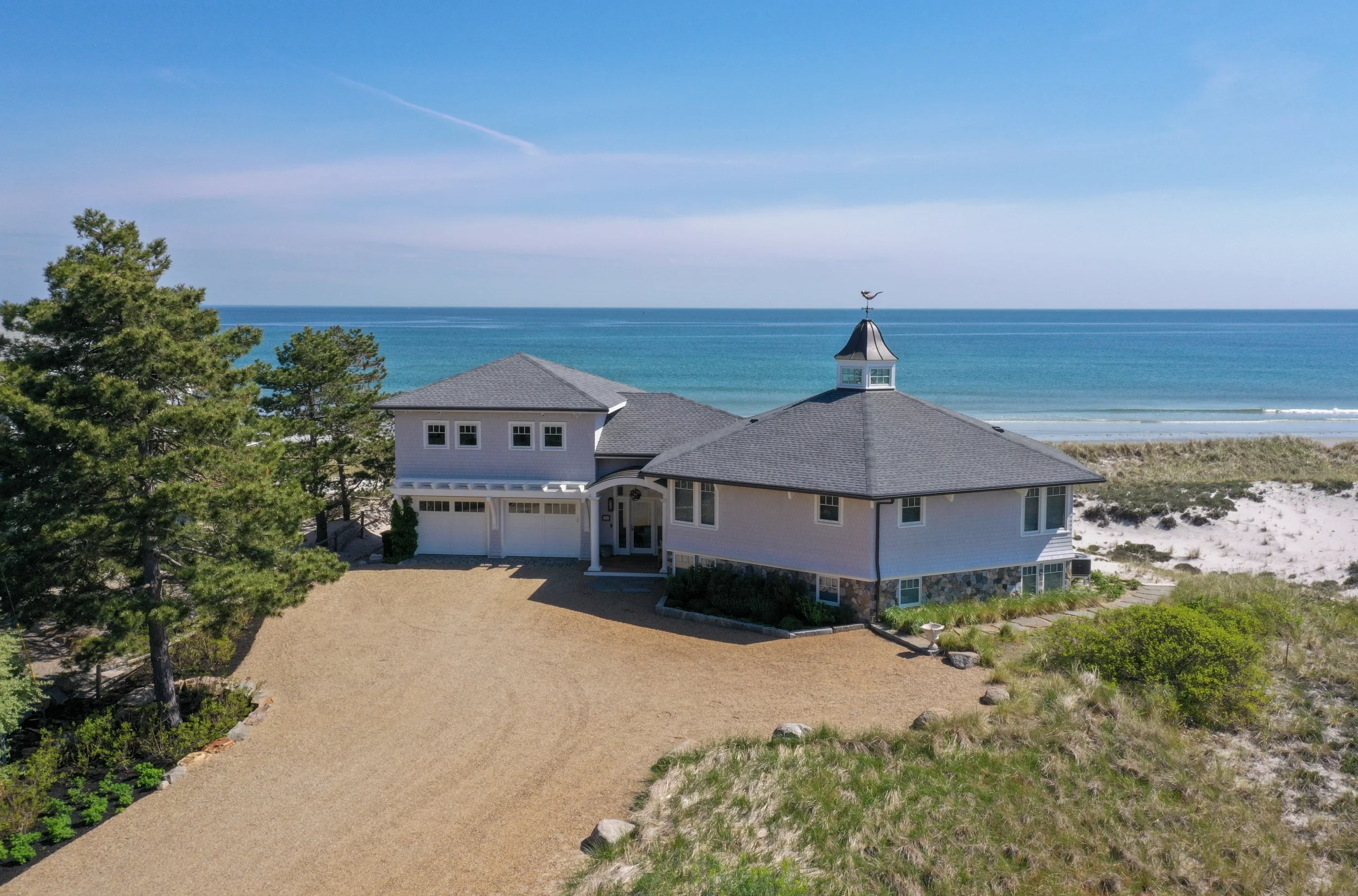 MERMAID ON THE CUPOLA