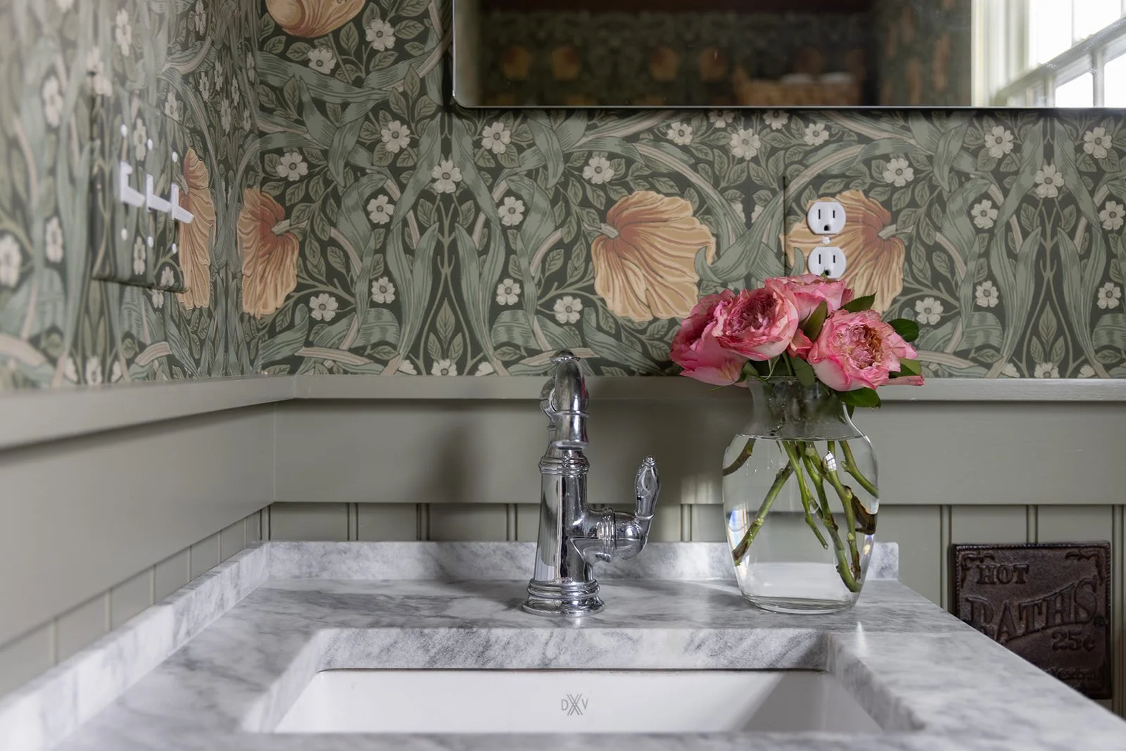 Red Barn Architecture Carpenters Colonial Powder Room Sink