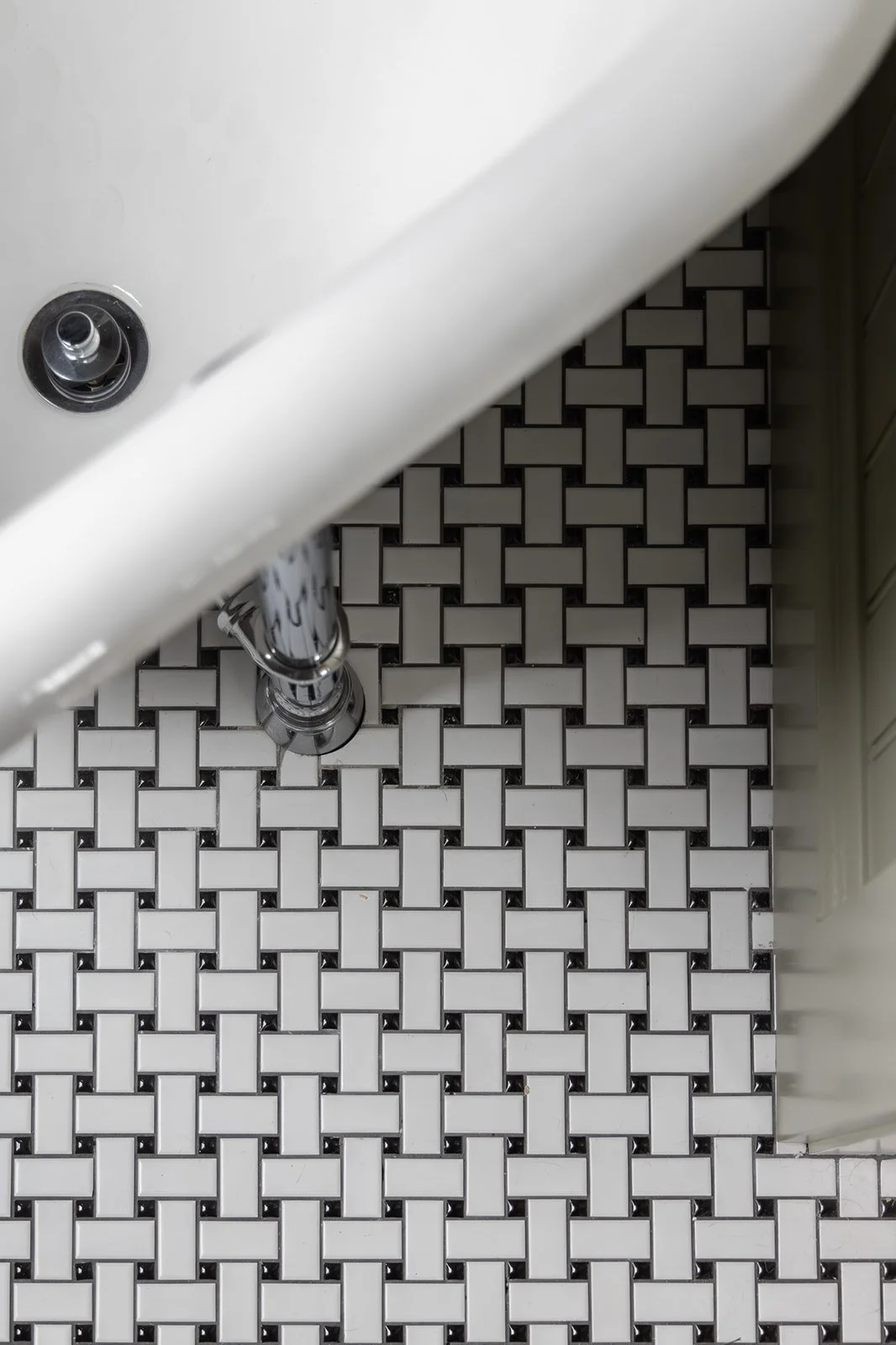 Red Barn Architecture-Carpenter_s Colonial-Powder Room 12-jpg.jpg