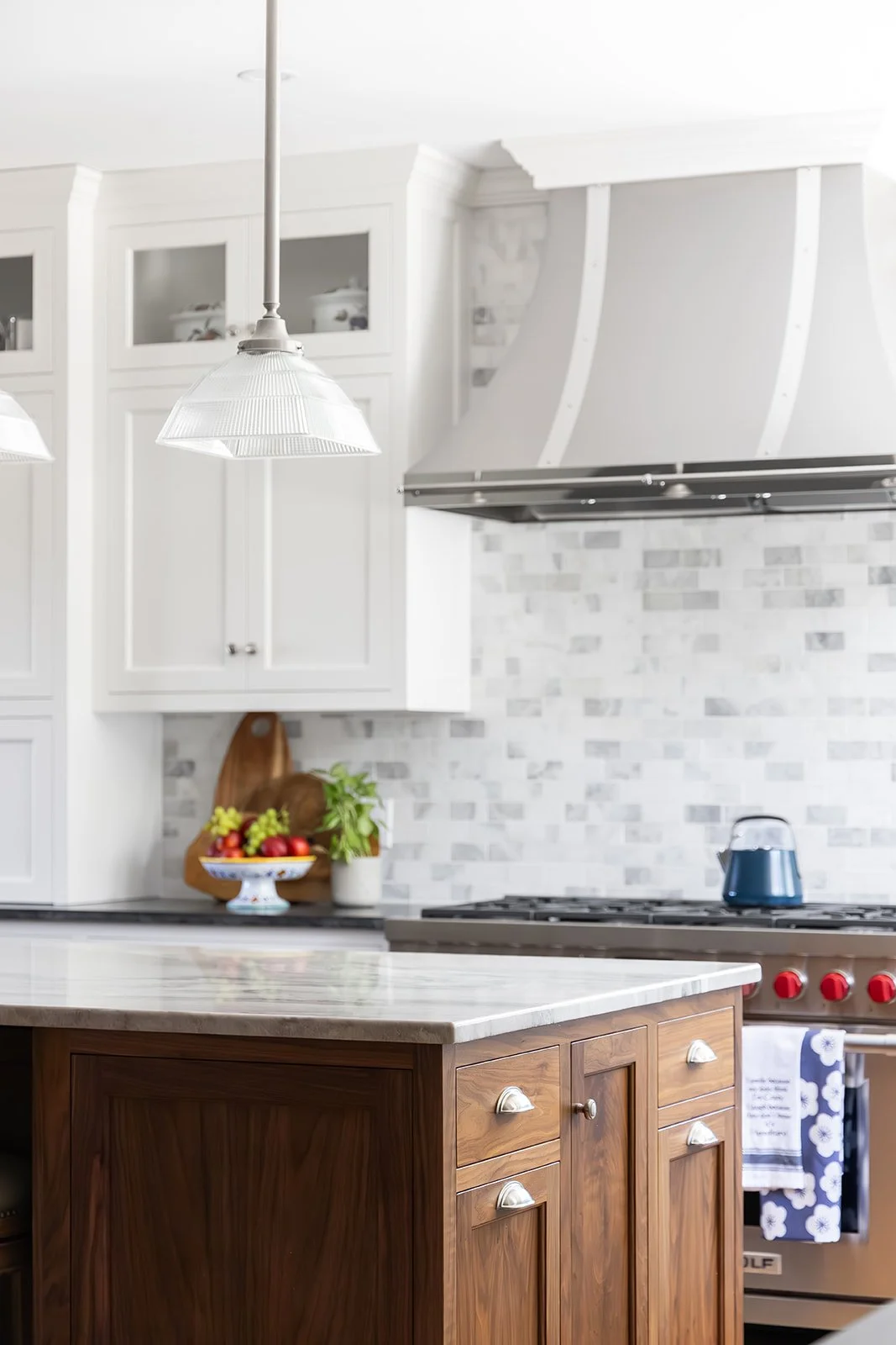 Red Barn Architecture Victorian Farmhouse Kitchen