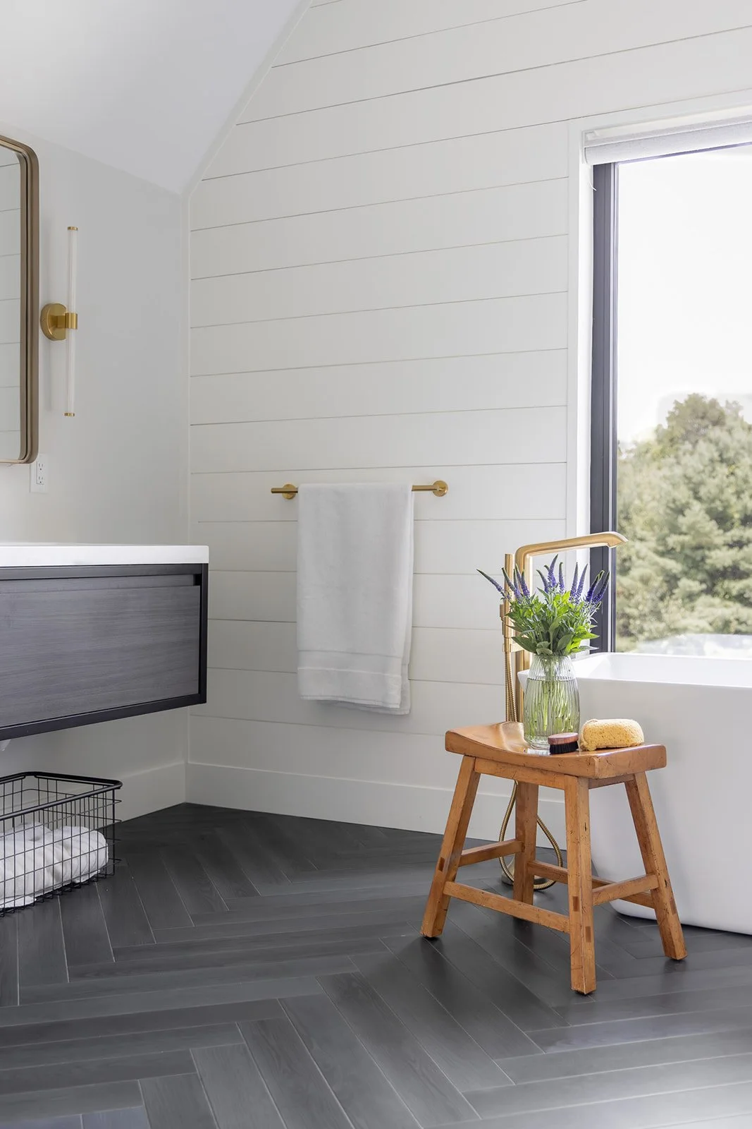 Red Barn Architecture-Coastal Modern-Primary Bath-2.jpg