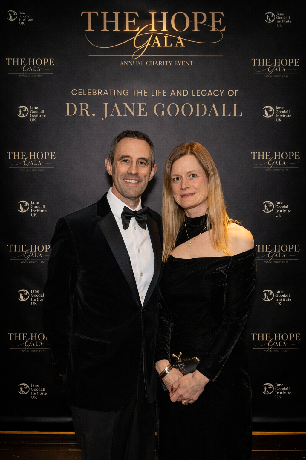 THE HOPE GALA (5).png