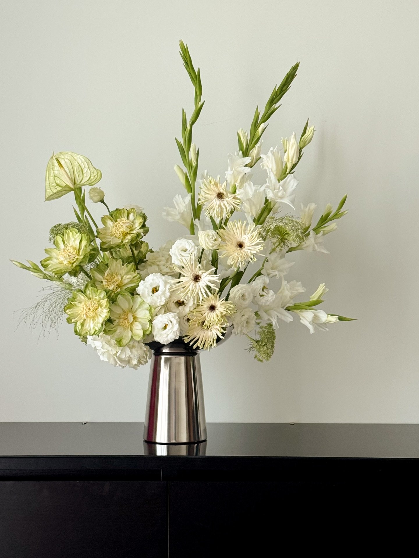 Roses? Only if they look like this.

#EIKONA #FLORALDESIGN #DUBAIDESIGNER