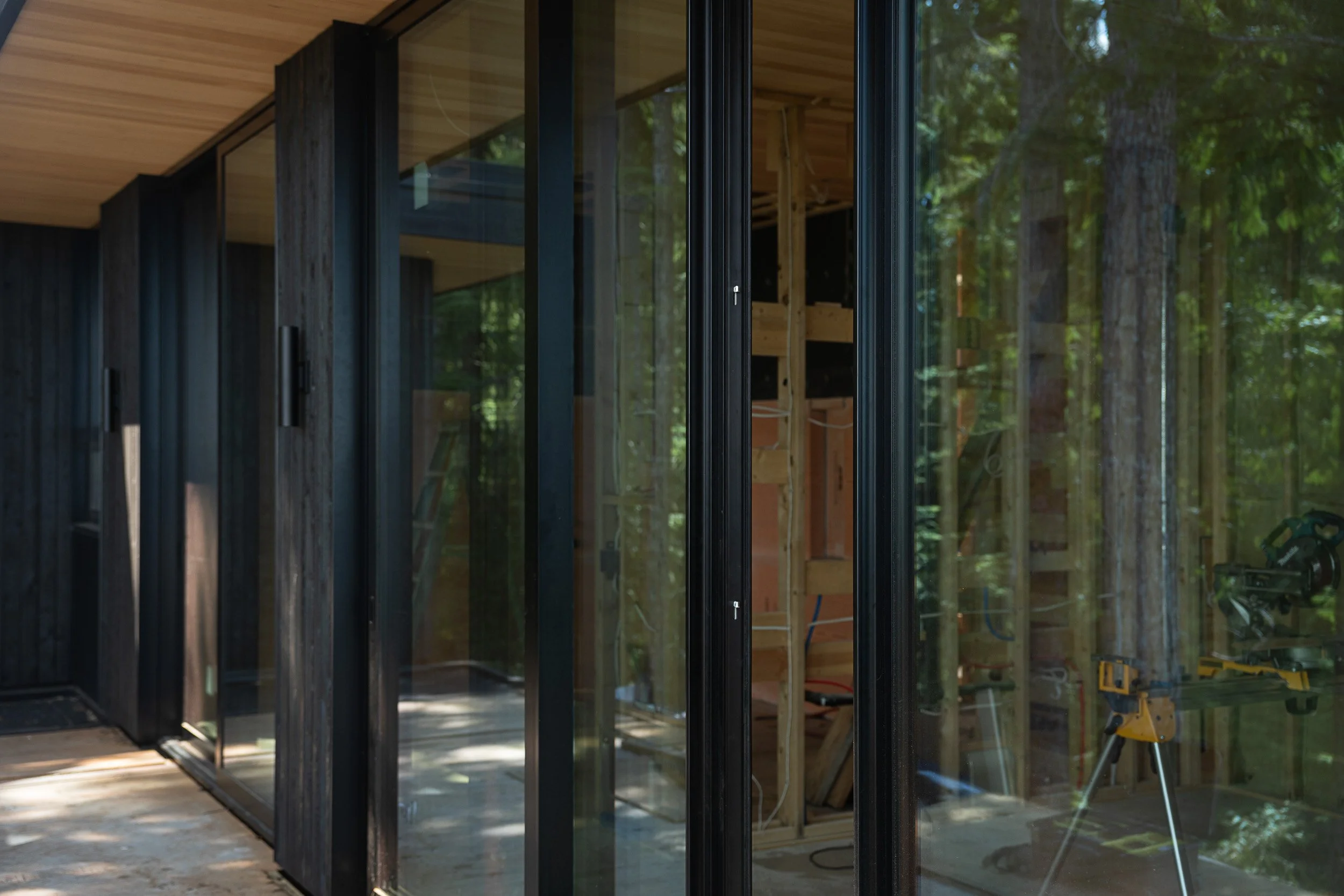 window-merchant-saltspring-exterior-windows-full-res-10.jpg