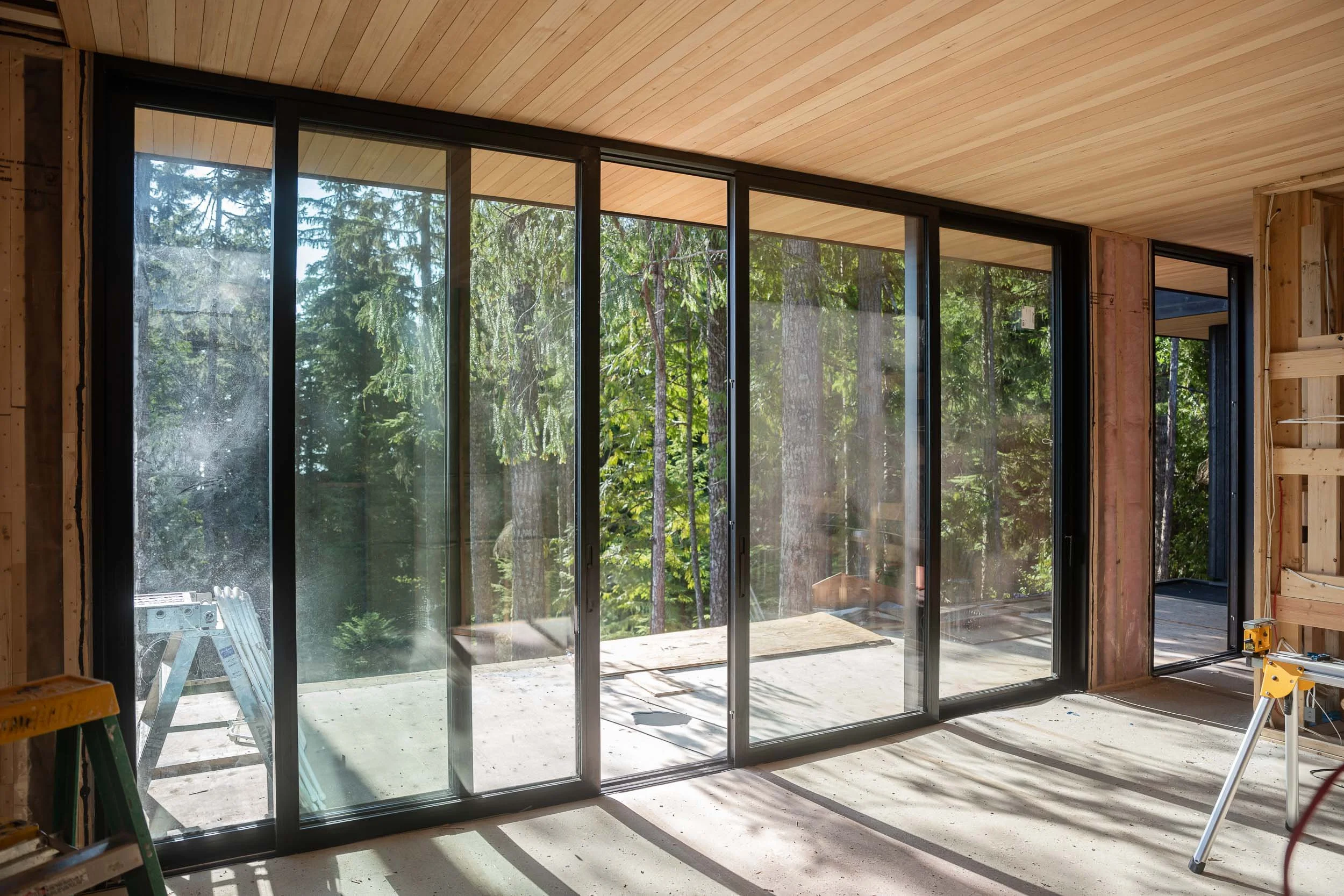 window-merchant-saltspring-interior-windows-web.jpg