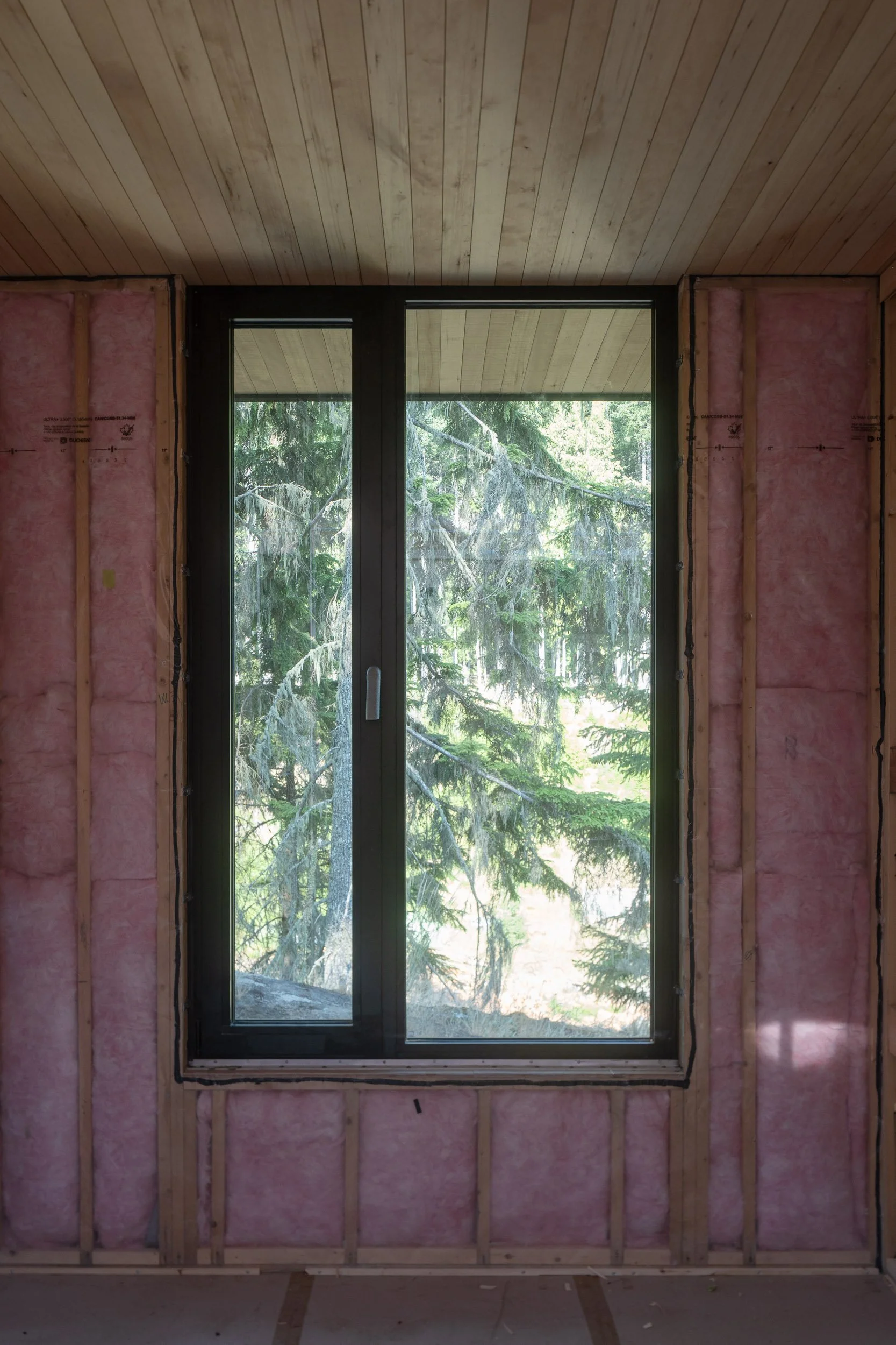 window-merchant-saltspring-interior-windows-web-2.jpg