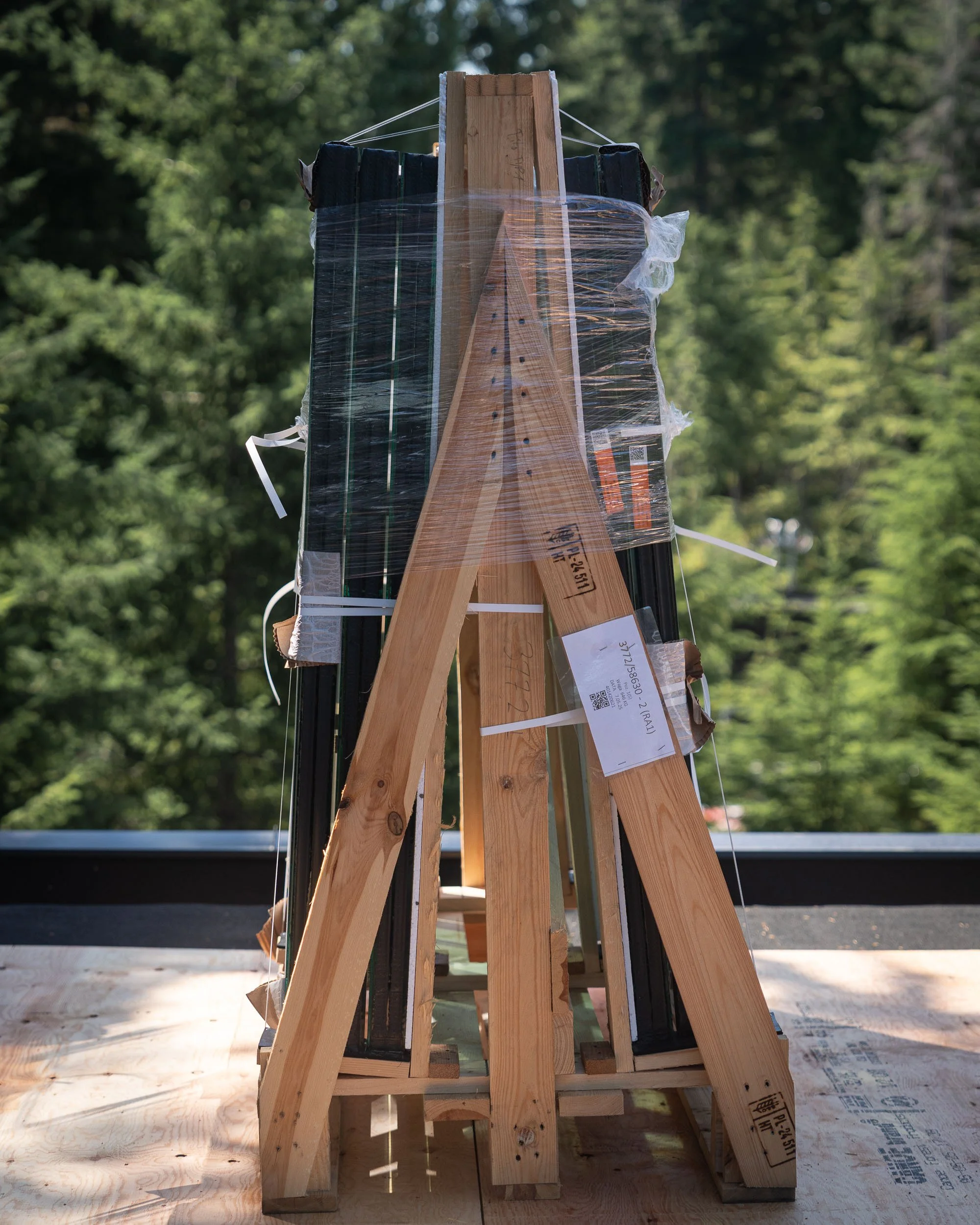 window-merchant-saltspring-glass-web-3.jpg