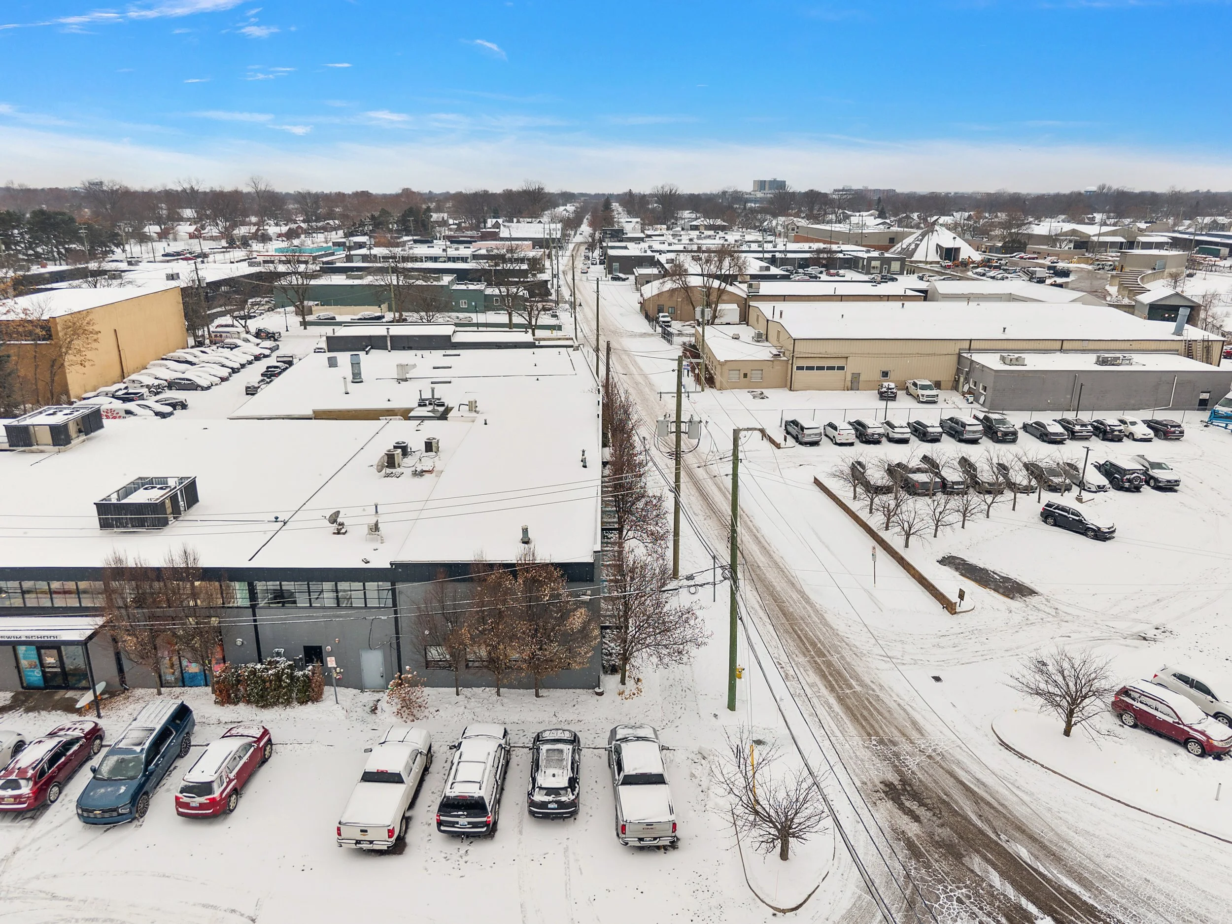 16-2388 Cole Suite 203-16.jpg