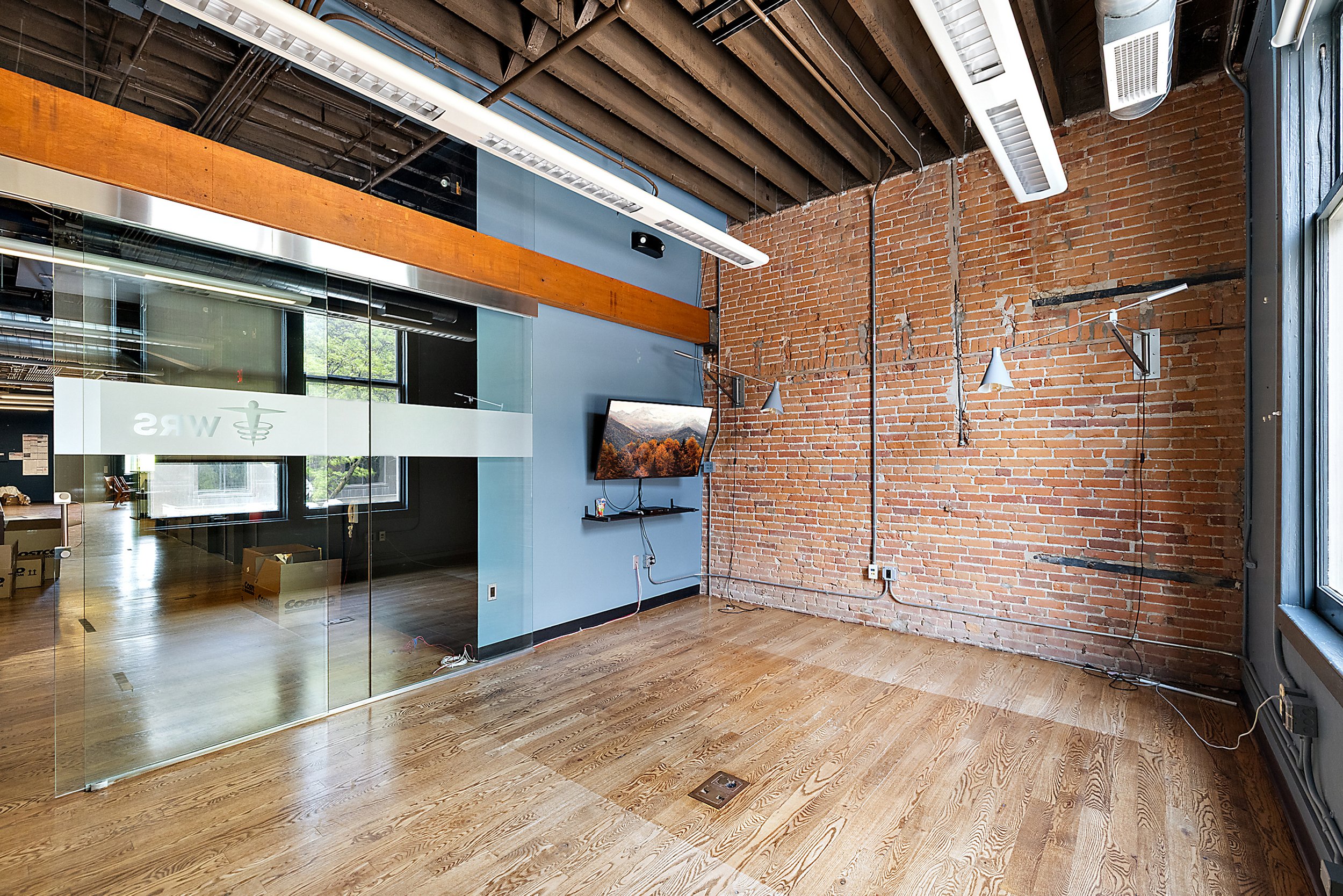 49-110 S Main St -49.jpg