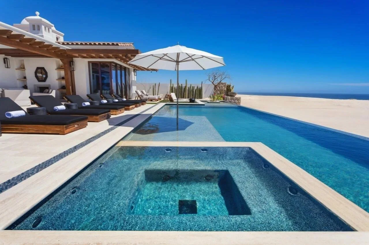 Luxury villa with ocean views in Cabo San Lucas