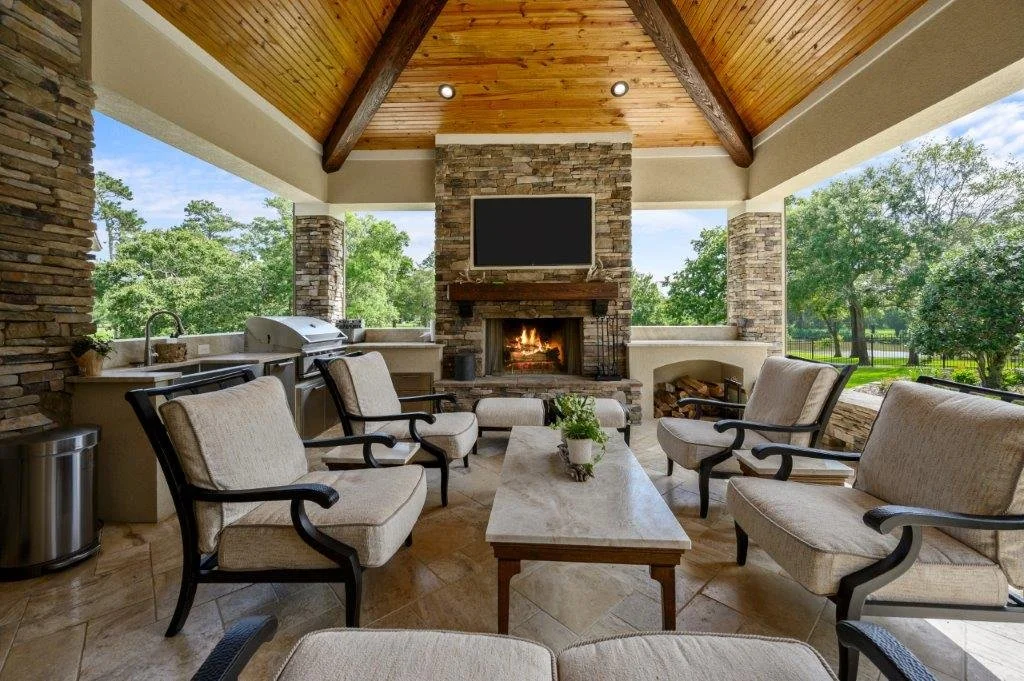 Baytown-Texas-Home-Additions-Outdoor-Oasis-Summer-Kitchen-Swimming-Pool-Gems-Custom-Homes-Luxury-Builder-3.jpg