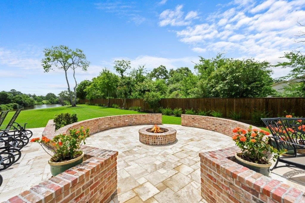Baytown-Texas-Home-Additions-Outdoor-Oasis-Summer-Kitchen-Swimming-Pool-Garden-Gems-Custom-Homes-Luxury-Builder-26.jpg