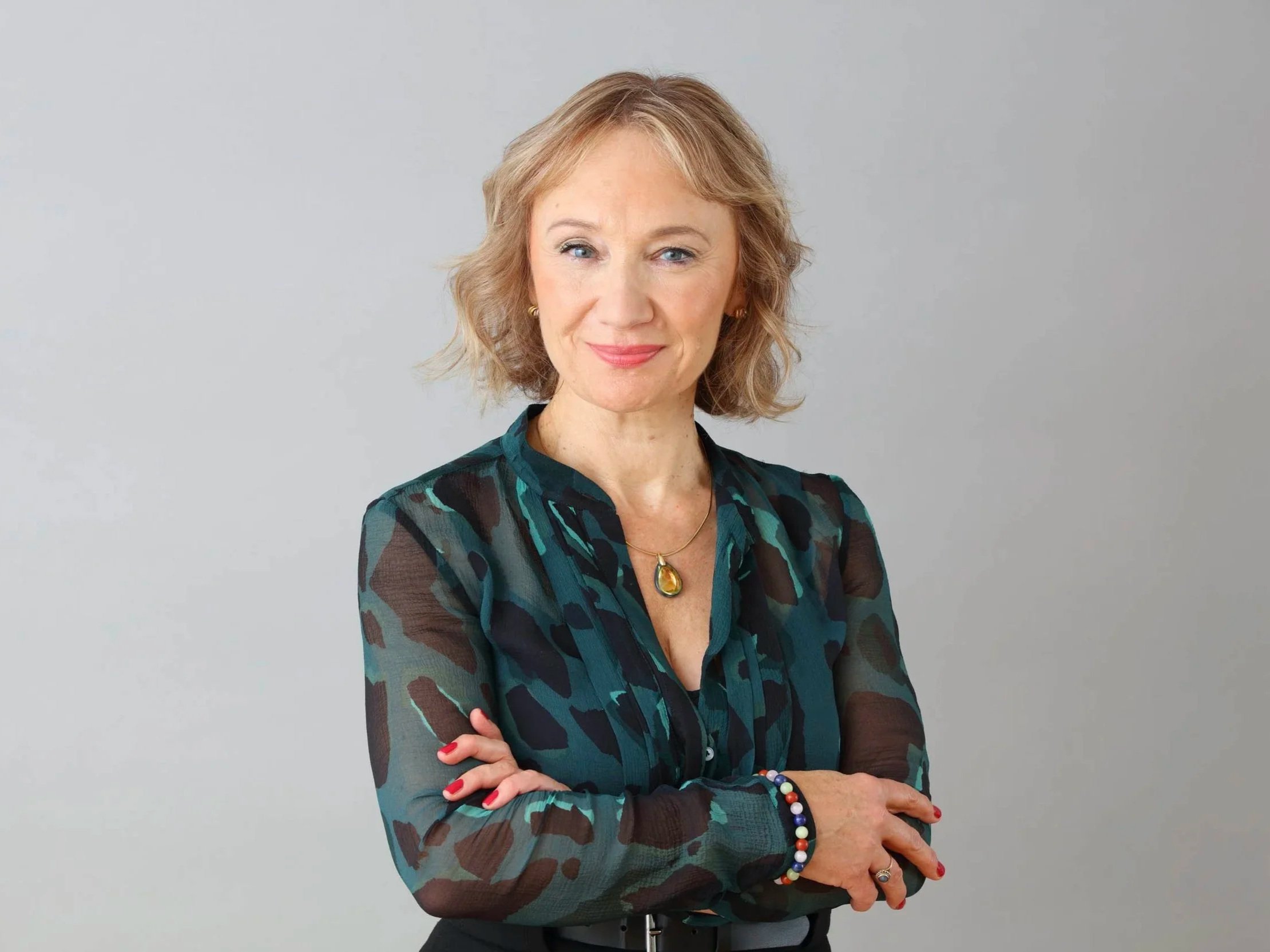 What to Wear for Corporate Headshots: A Photographer's Advice