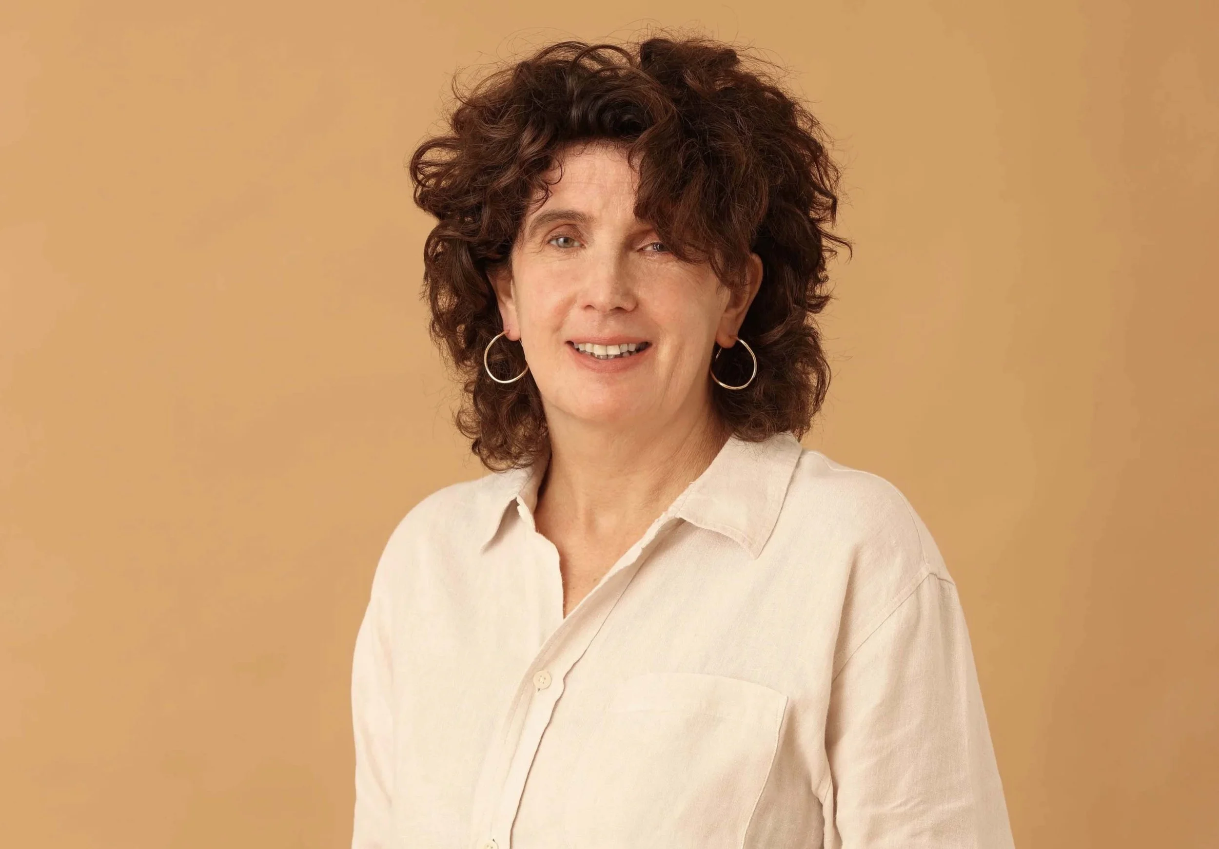 Alex Black Counsellor photographed in London by Venn Portraits www.vennportraits.co.uk