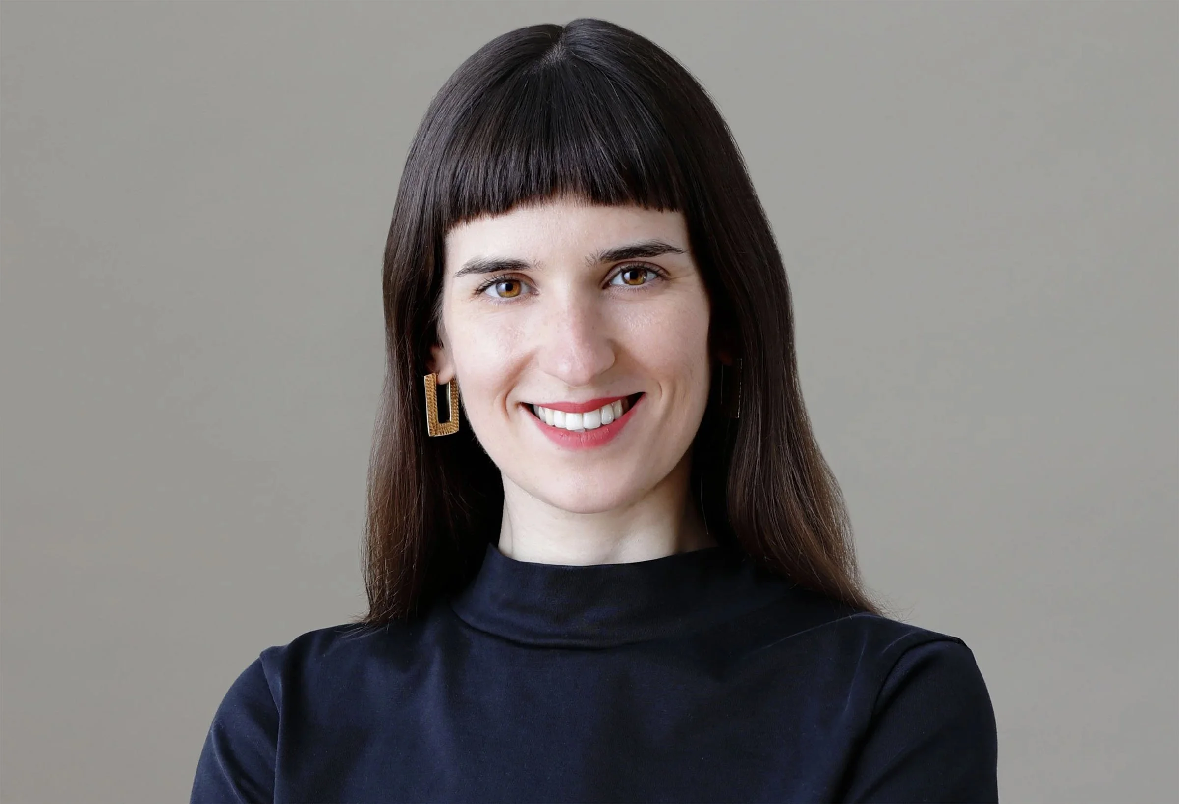 Caitlin Comins lawyer photographed by Venn Portraits