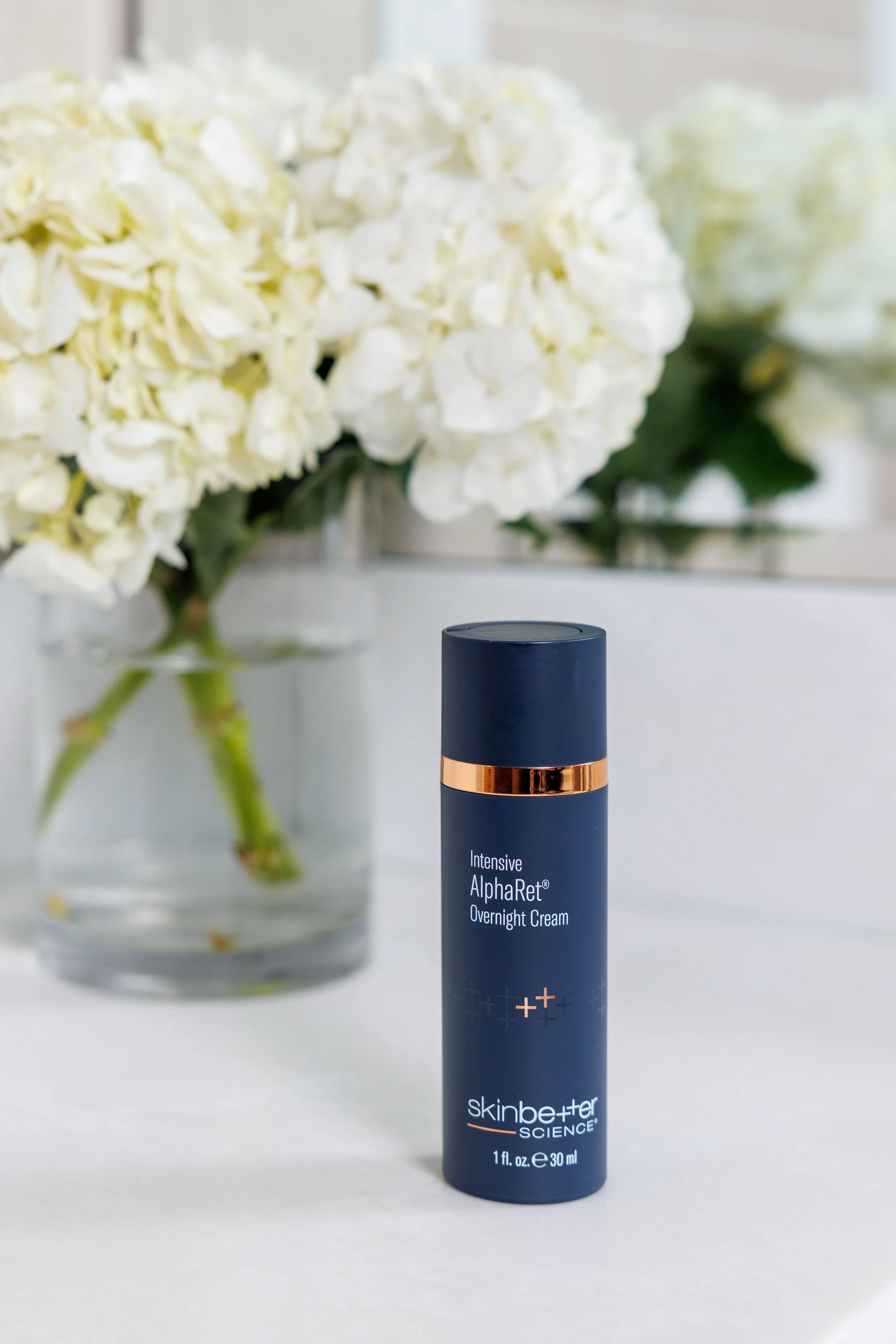 CatMax Photography-Georgia Skin Specialist-Dr Erikson Podcast Logo-8966.jpg