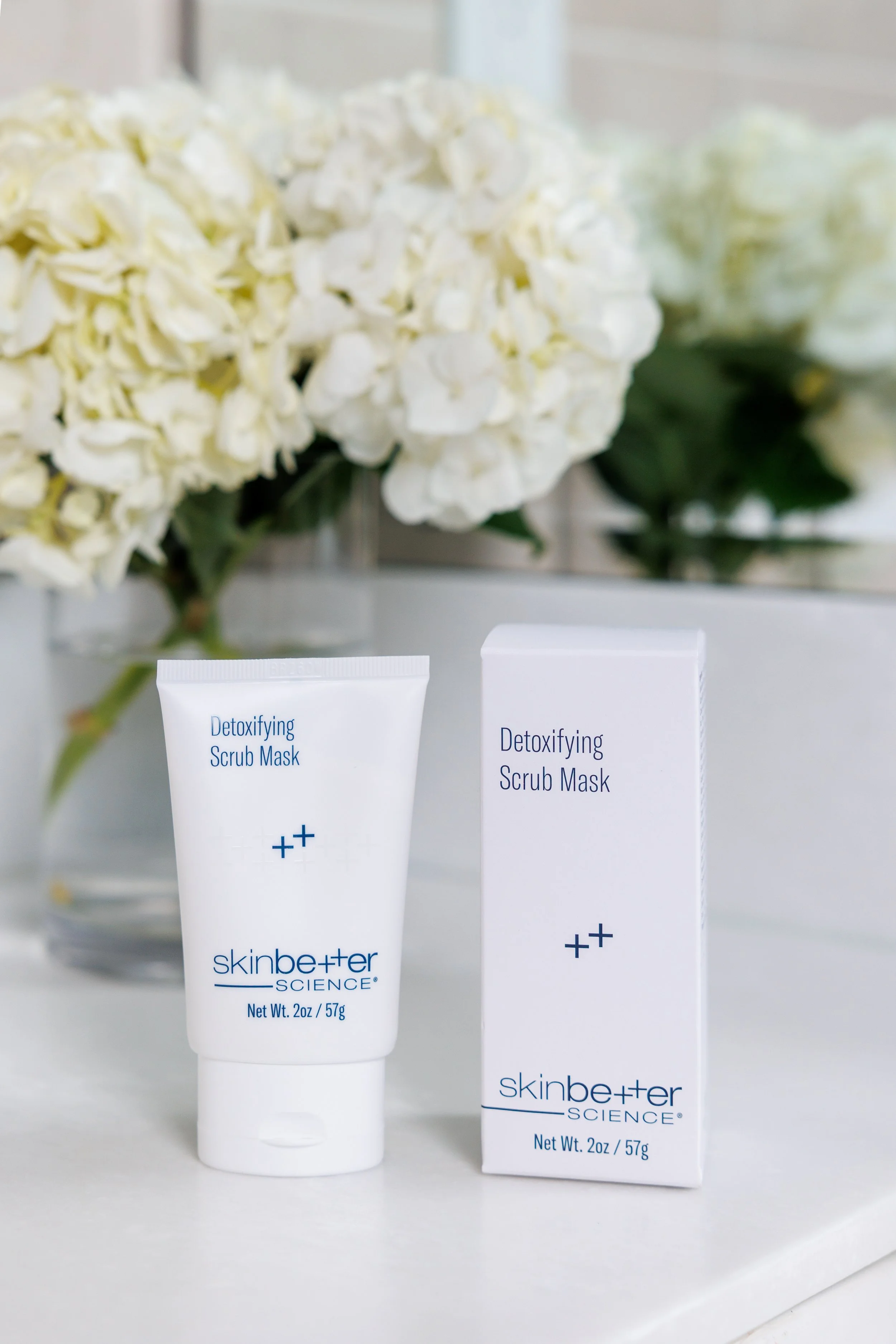 CatMax Photography-Georgia Skin Specialist-Dr Erikson Podcast Logo-8969.jpg