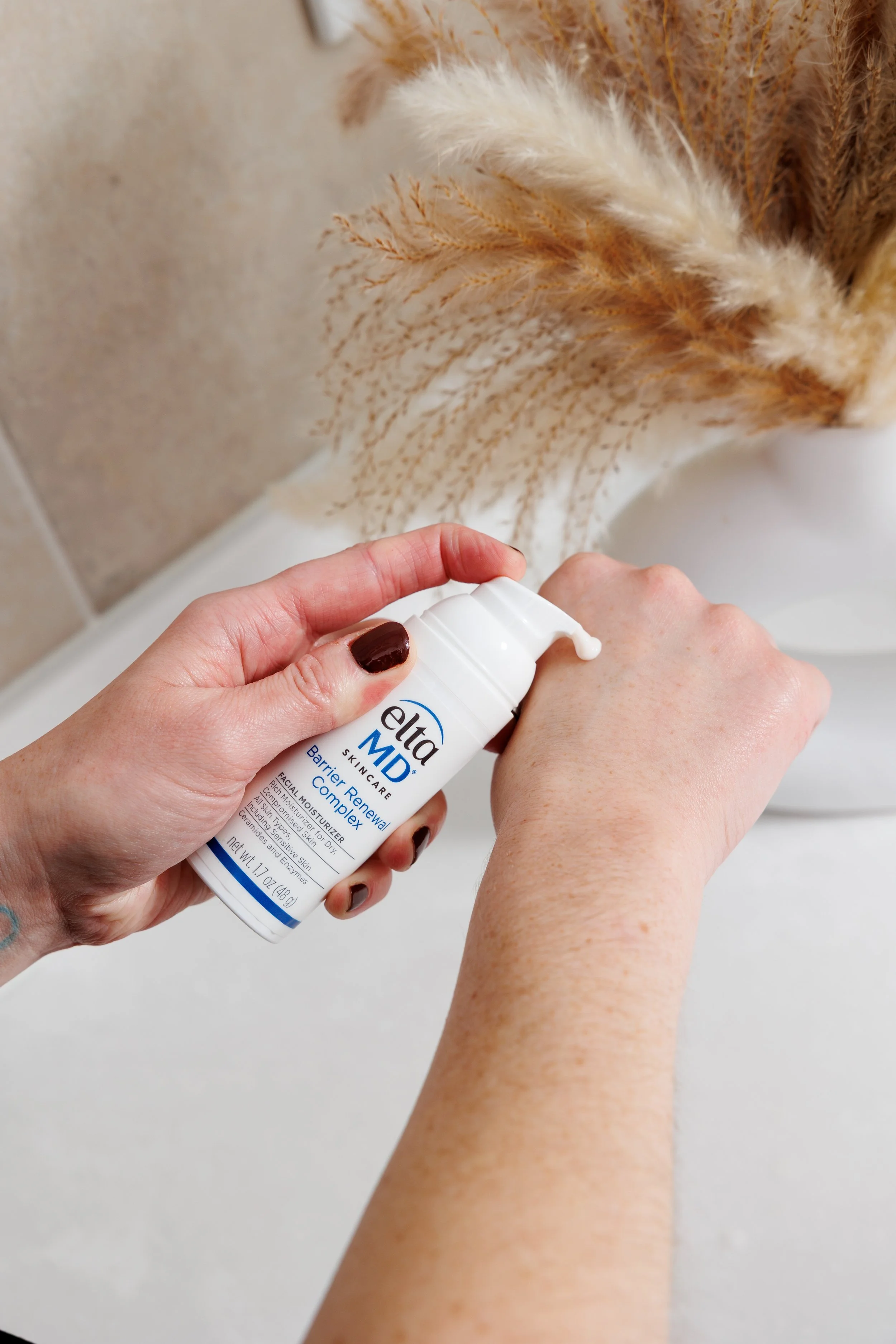 CatMax Photography-Georgia Skin Specialist-Dr Erikson Podcast Logo-8555.jpg